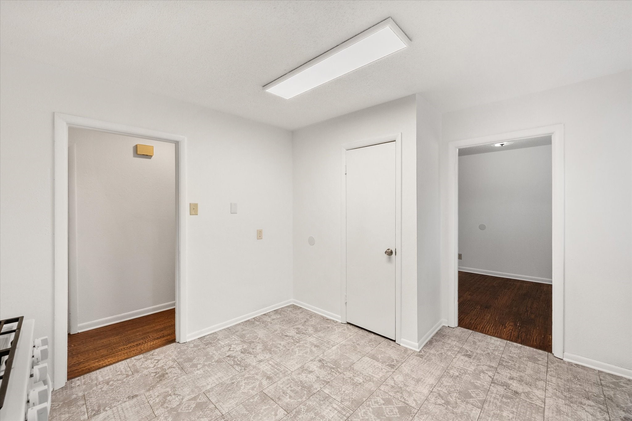 1409 W Lovers Lane
