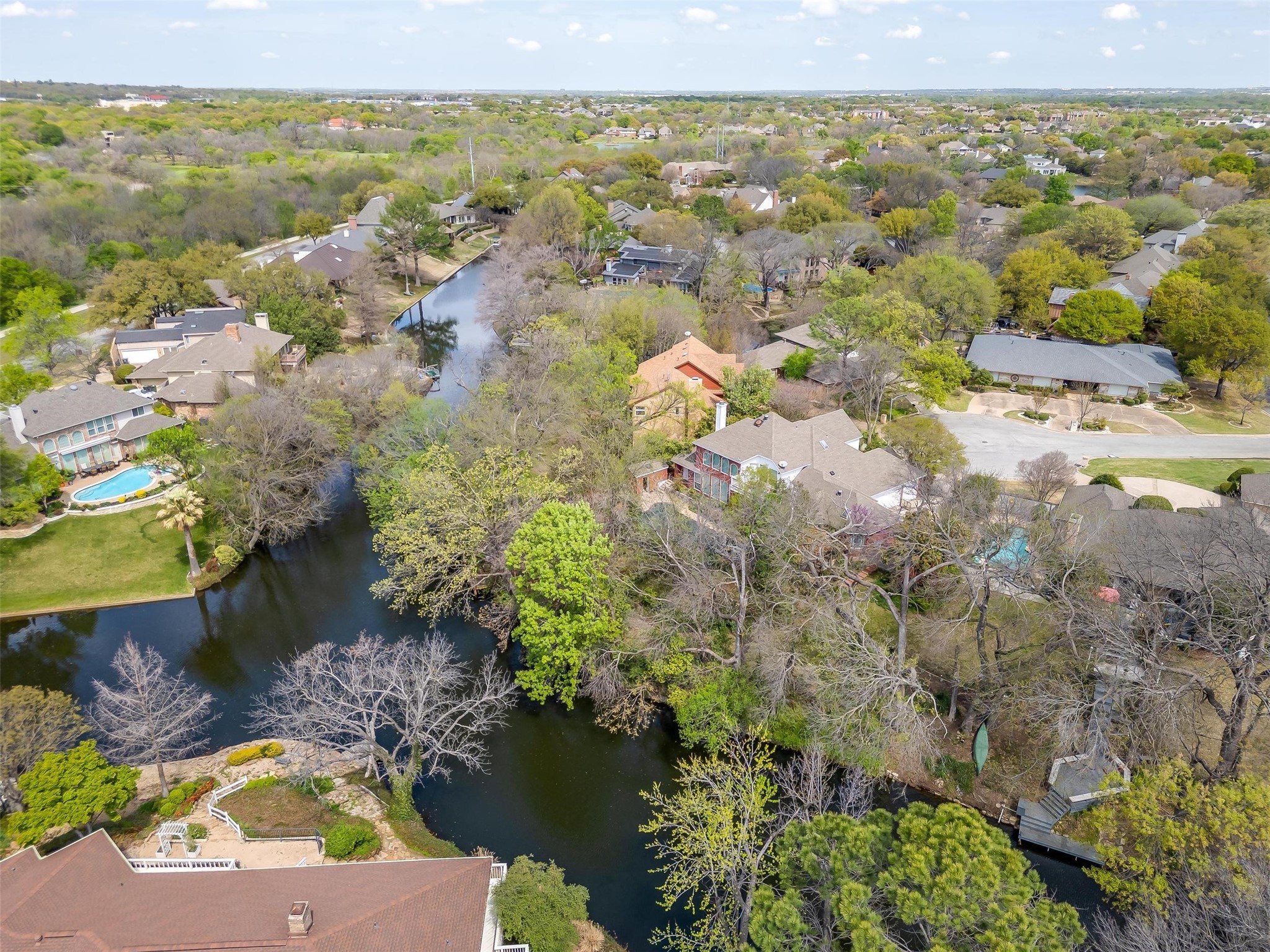1002 Loch Lomond Drive