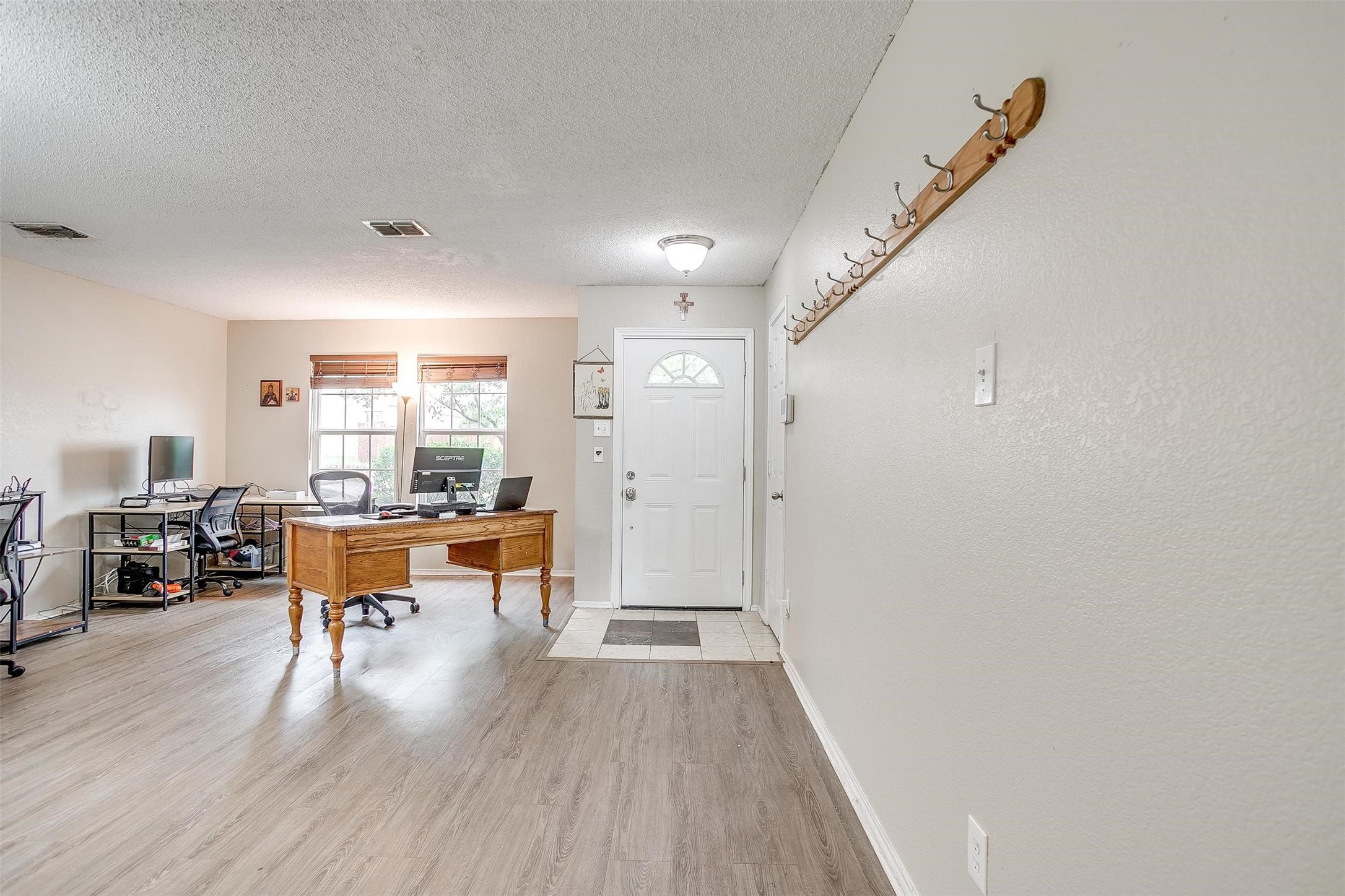10053 Pronghorn Lane