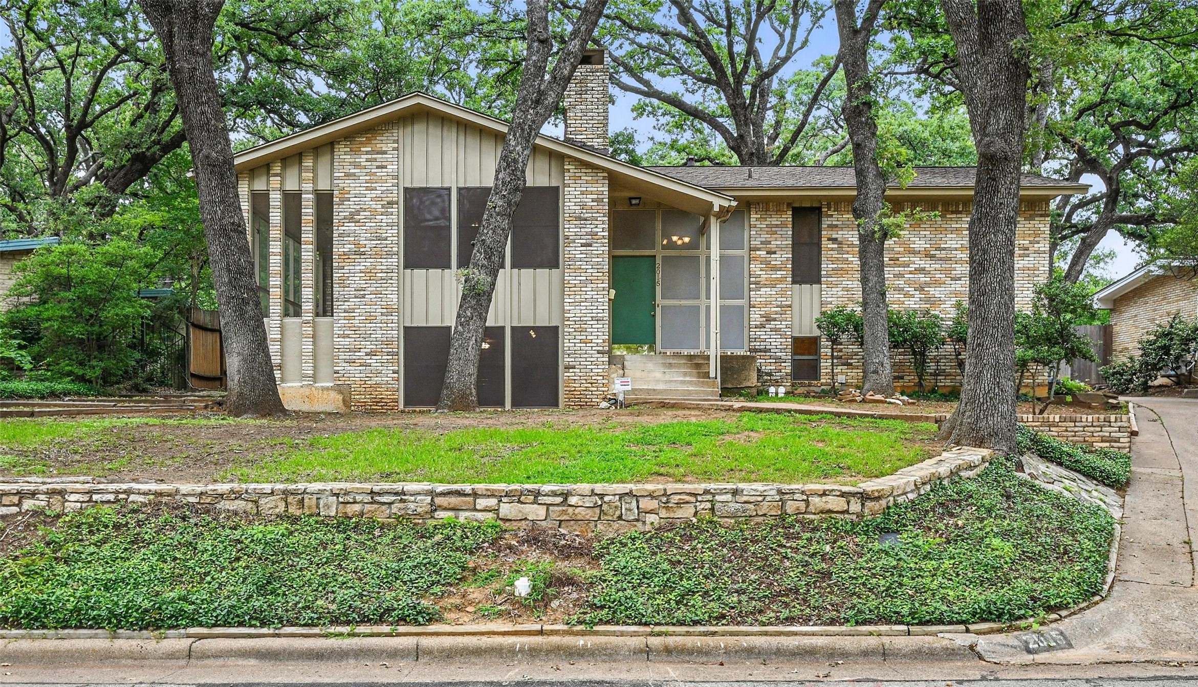 2015 Mill Creek Drive