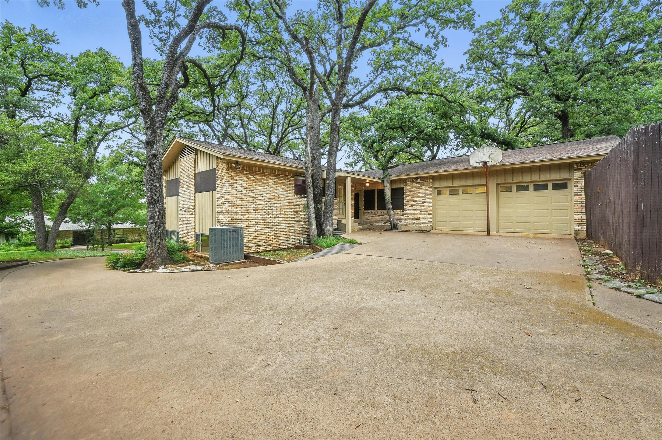 2015 Mill Creek Drive