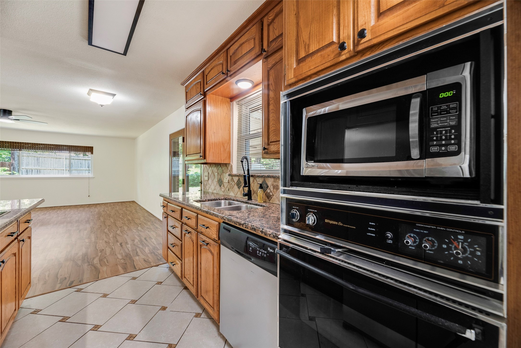 2604 Brentwood Circle