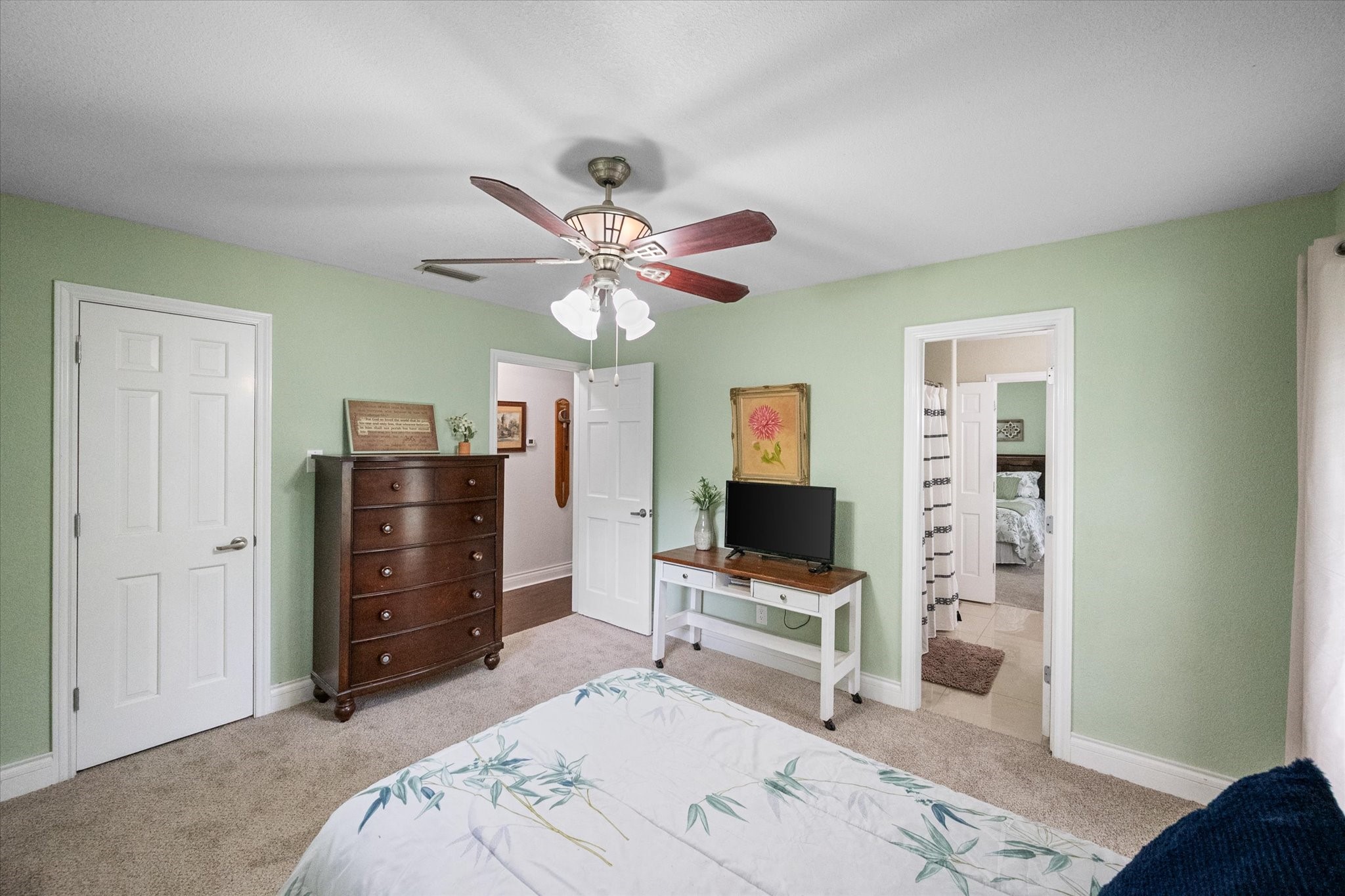 4816 Racquet Club Drive