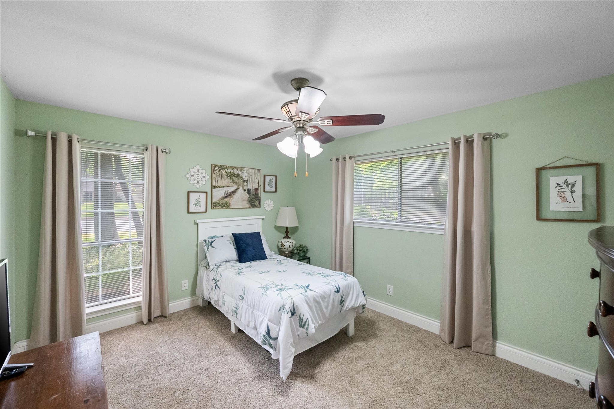 4816 Racquet Club Drive