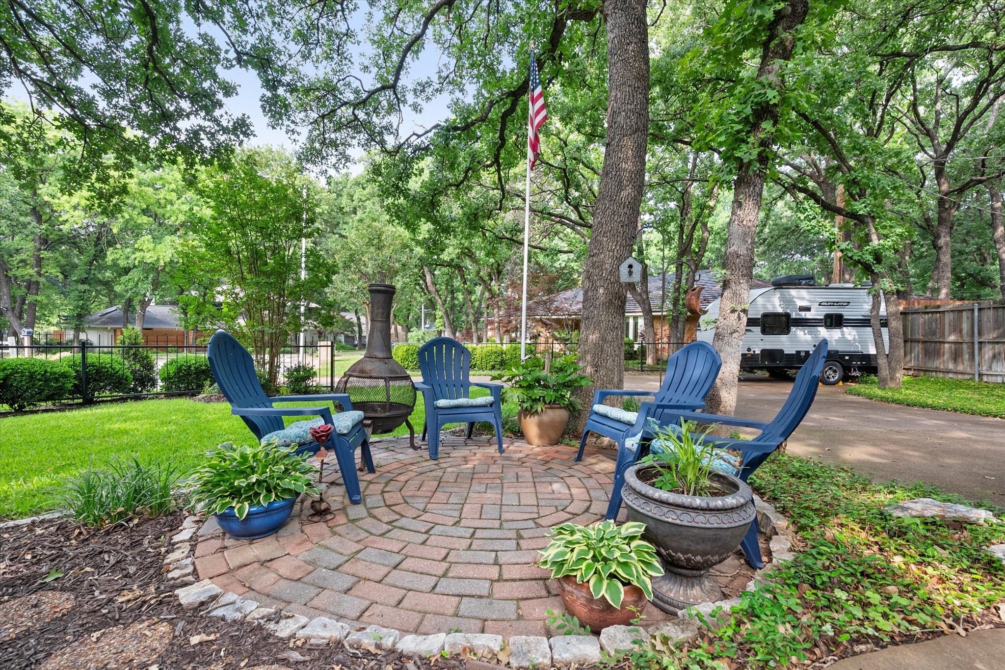 4816 Racquet Club Drive