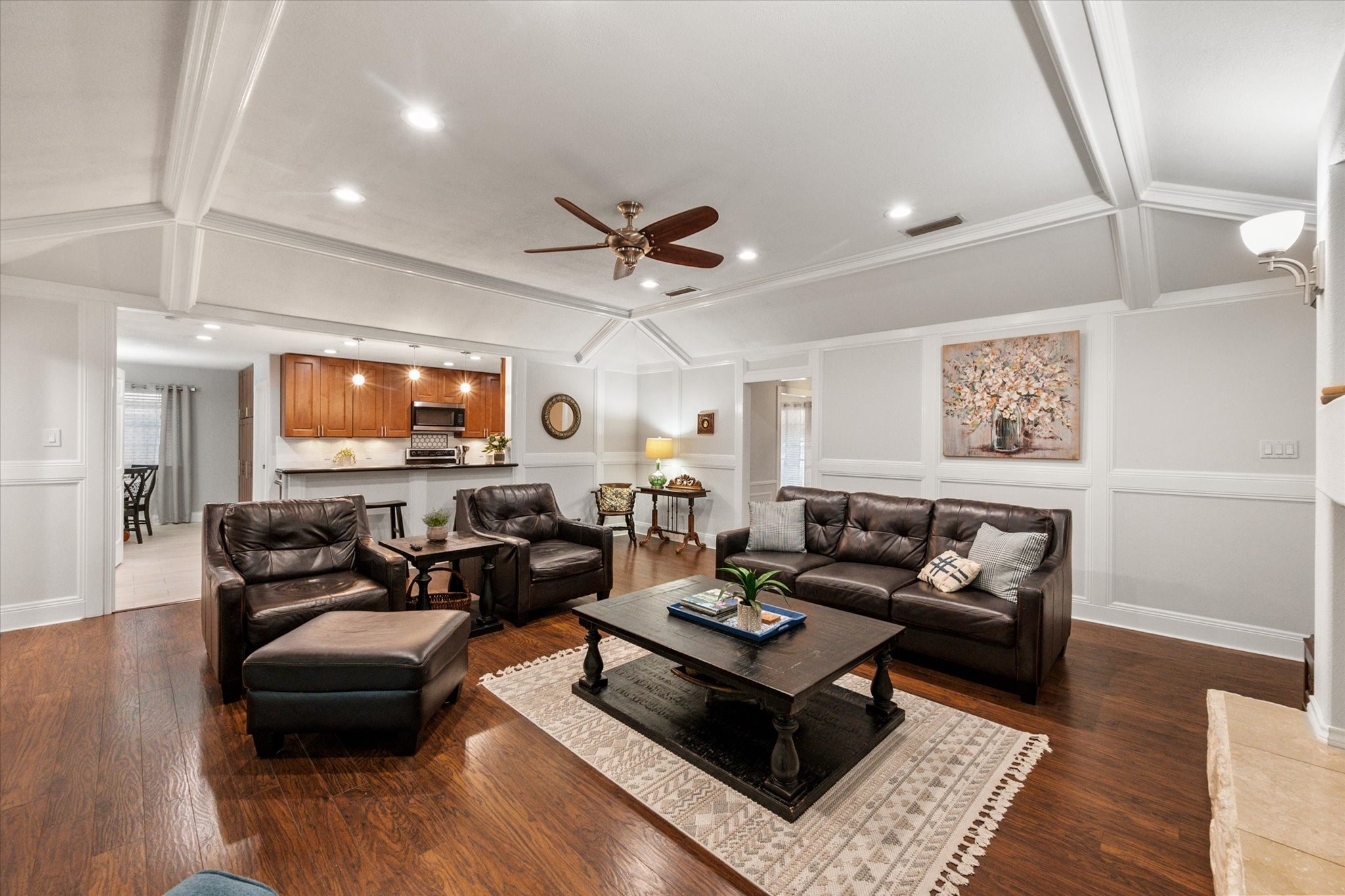 4816 Racquet Club Drive