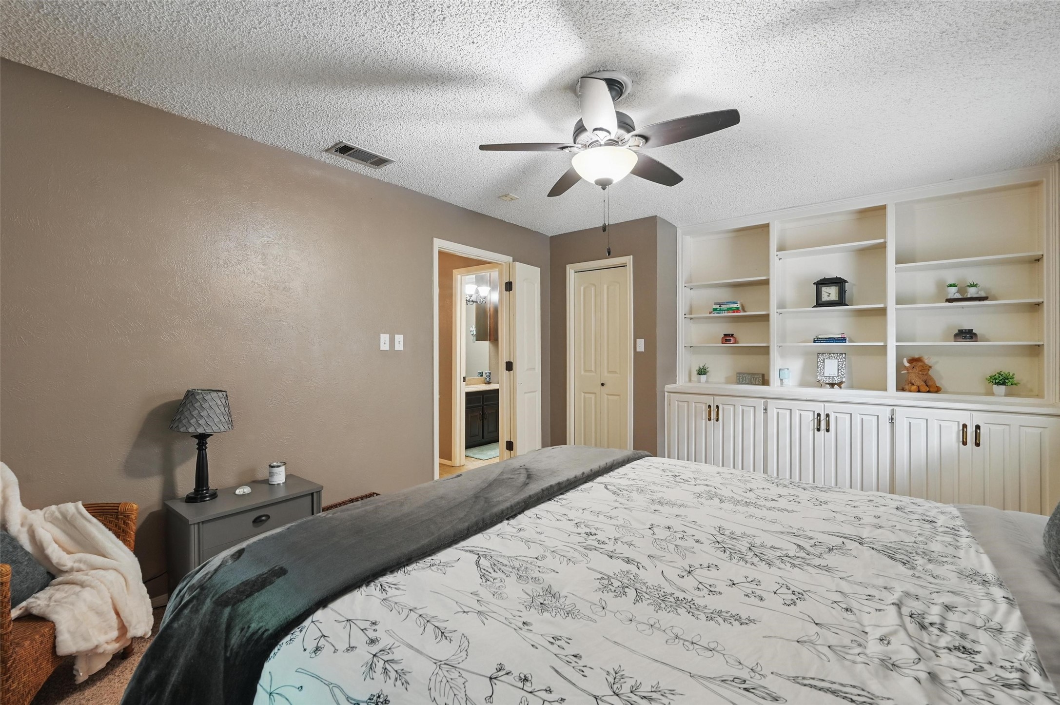 4109 Three Oaks Drive