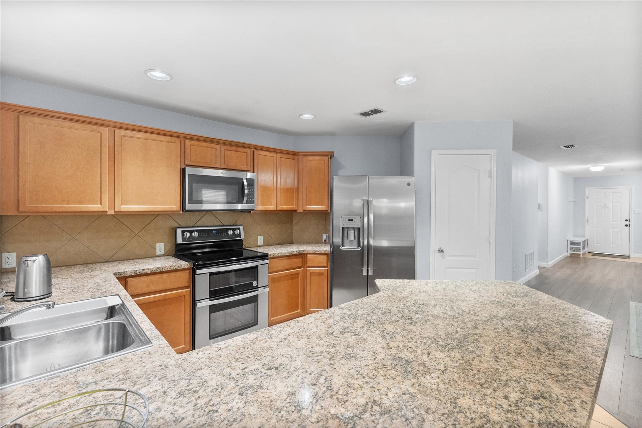 1856 Lynnwood Hills Drive