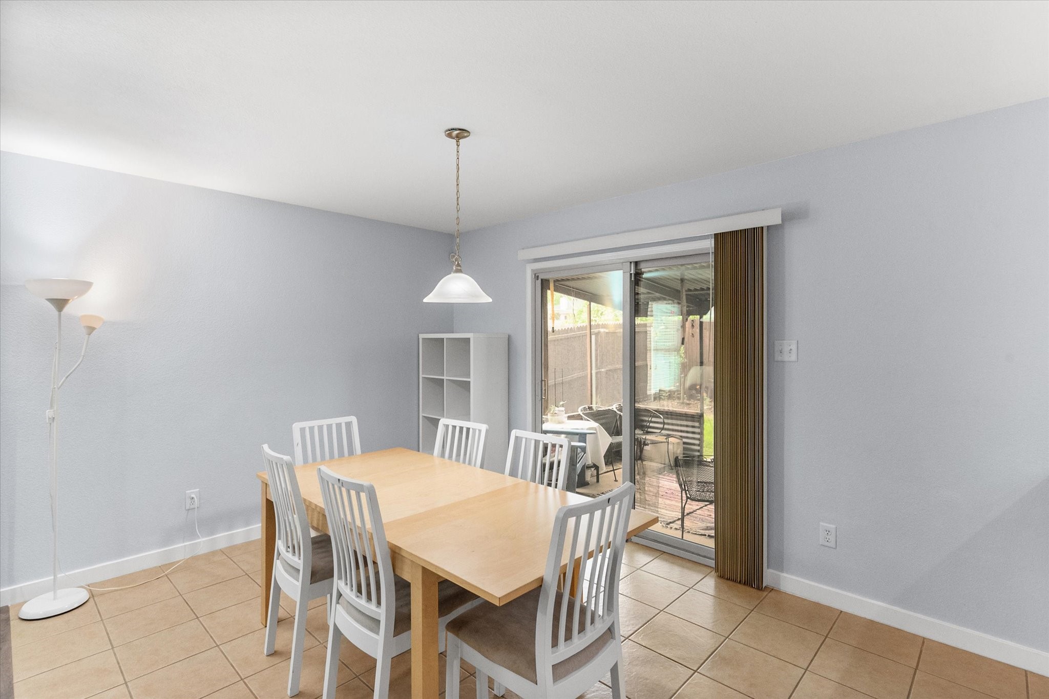 1856 Lynnwood Hills Drive