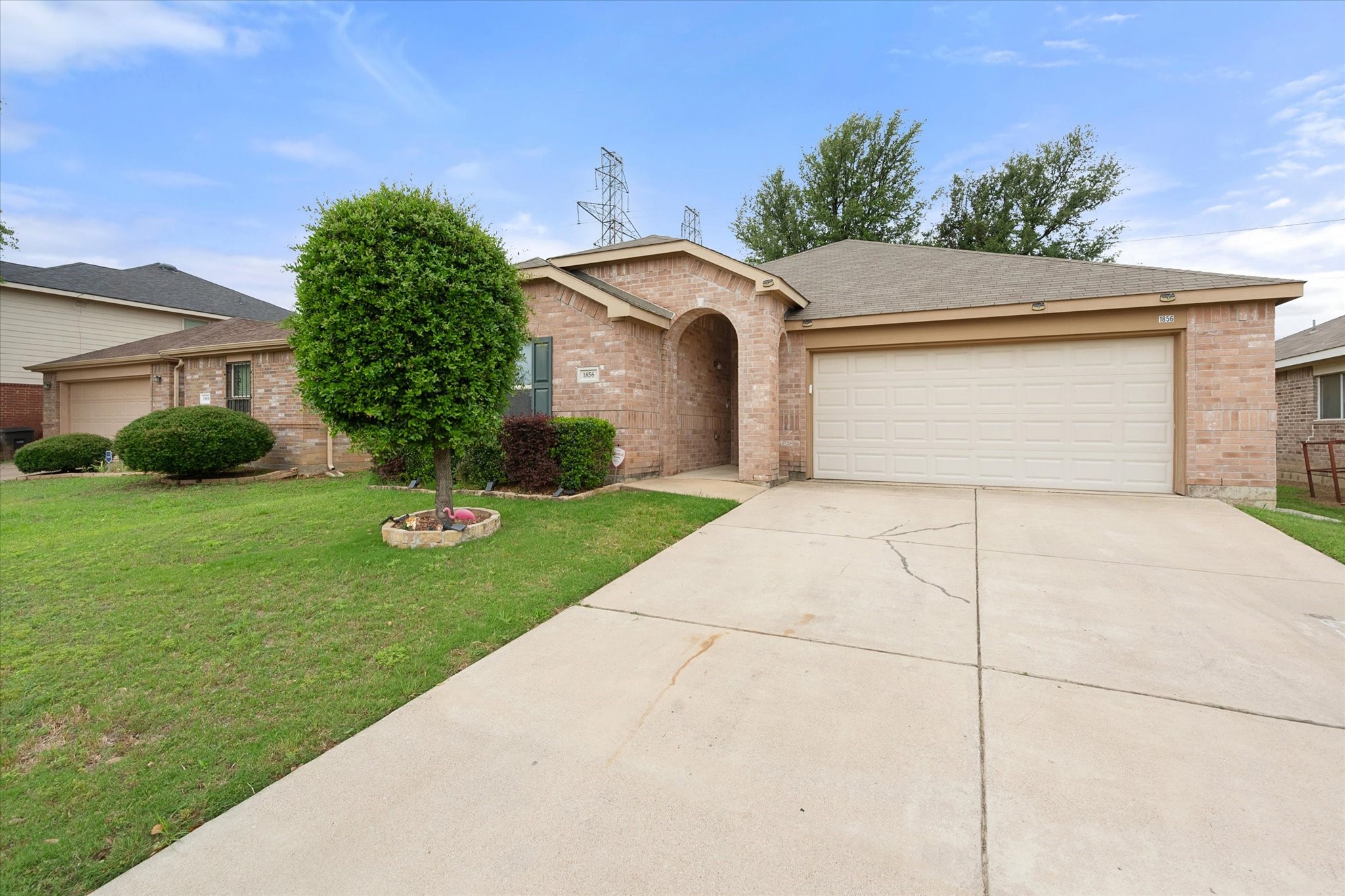 1856 Lynnwood Hills Drive