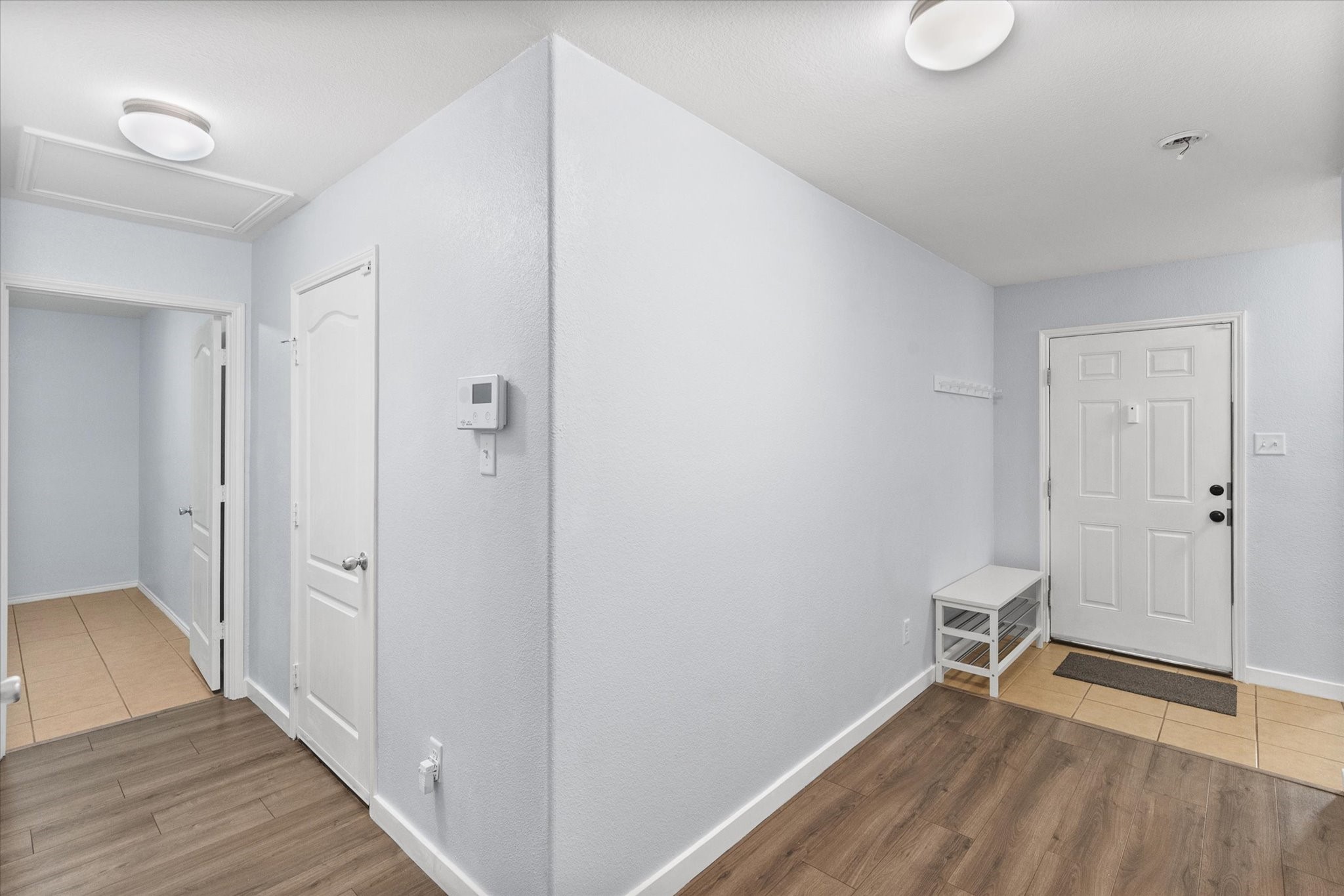 1856 Lynnwood Hills Drive