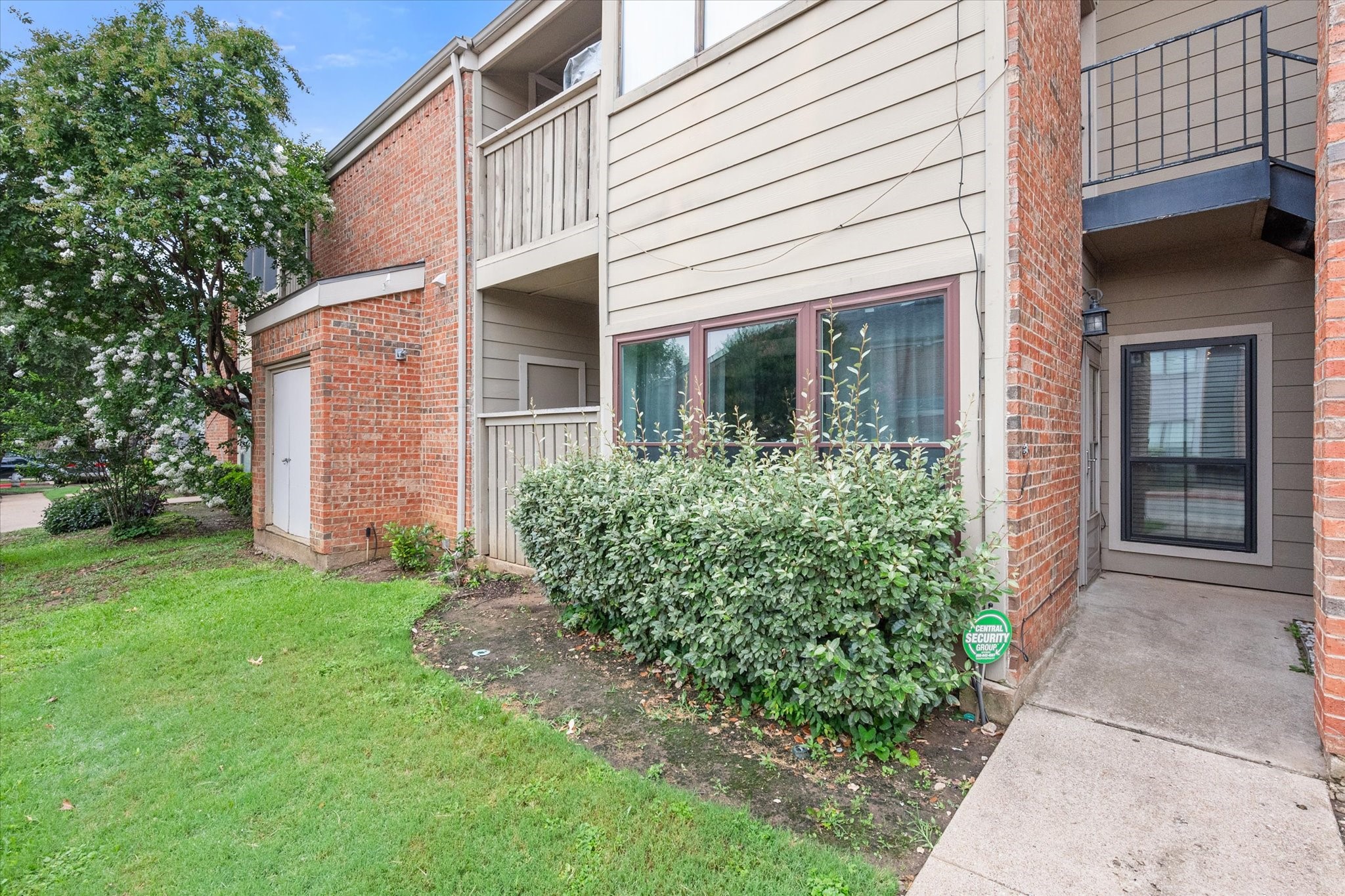 2105 Count Fleet Drive 202