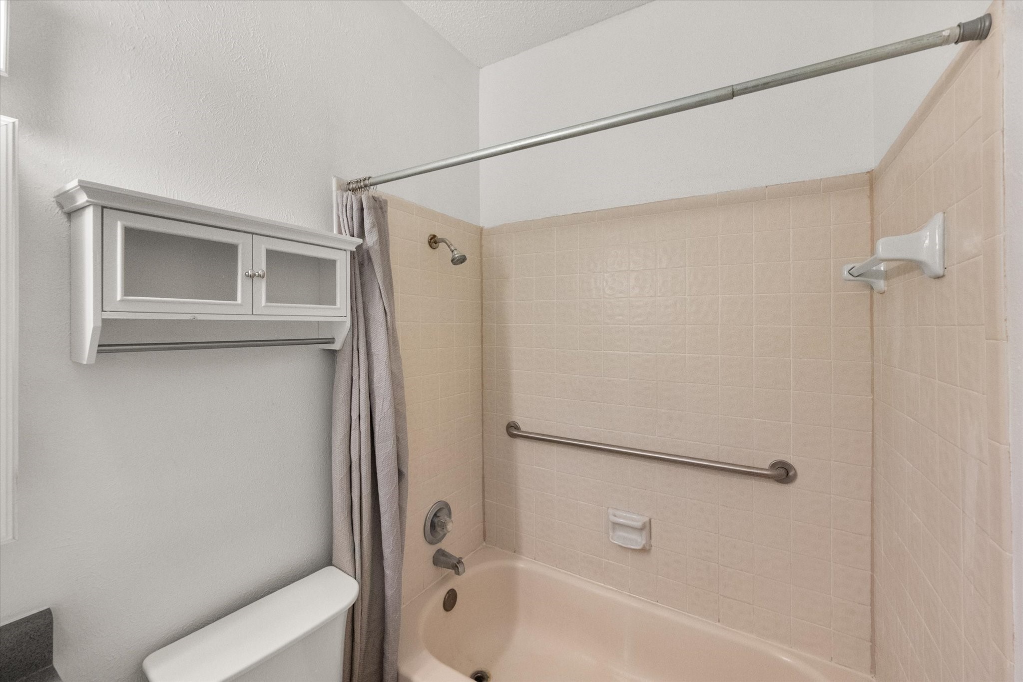 2105 Count Fleet Drive 202