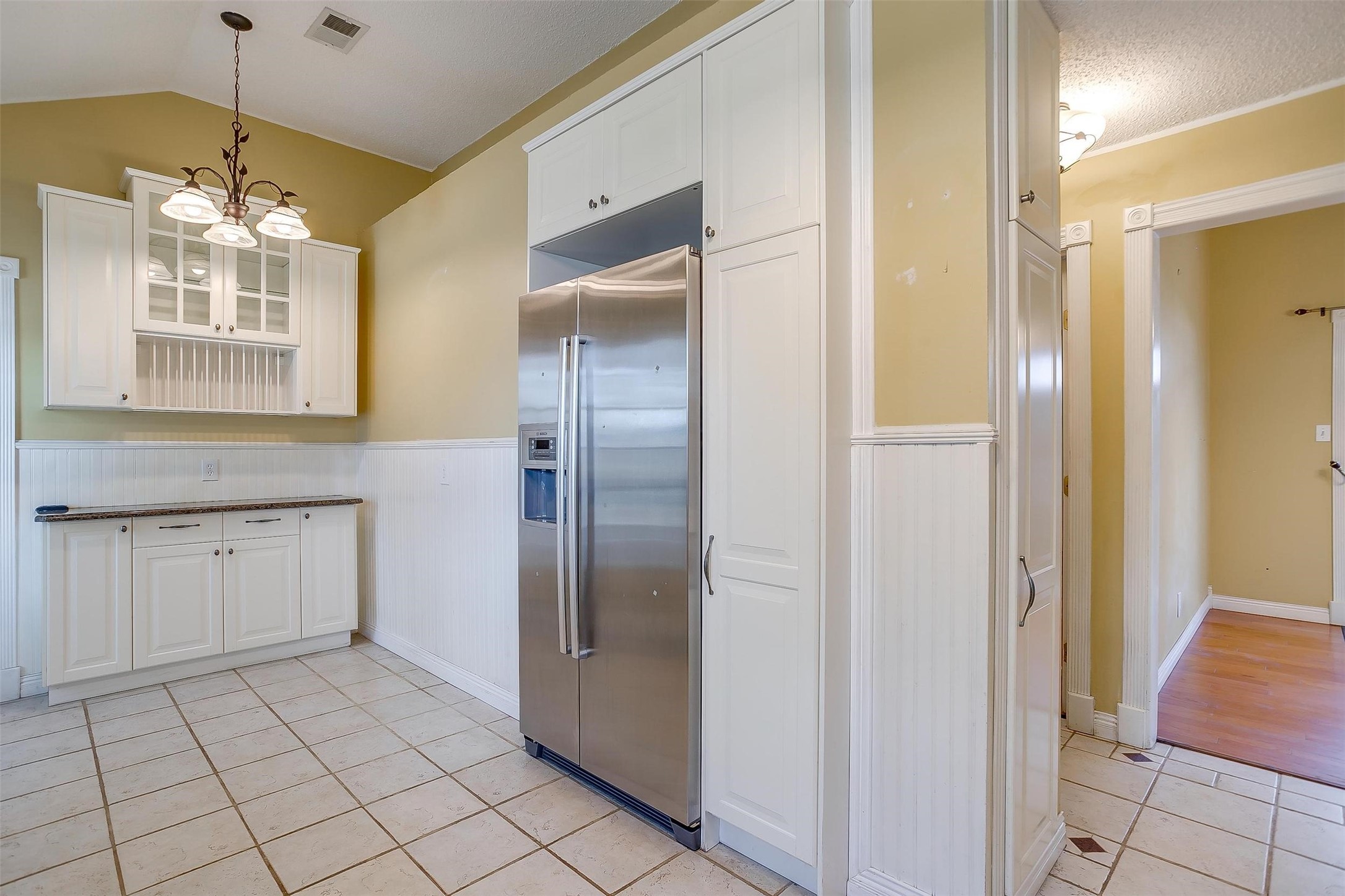 802 Greenridge Drive
