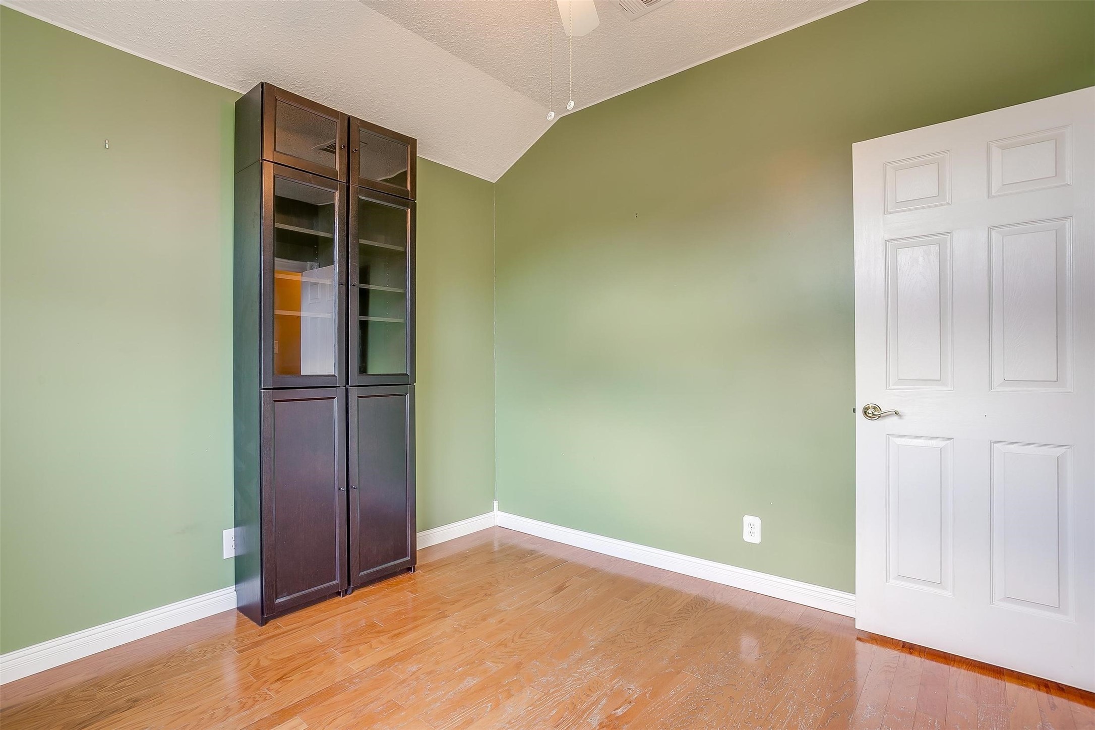 802 Greenridge Drive