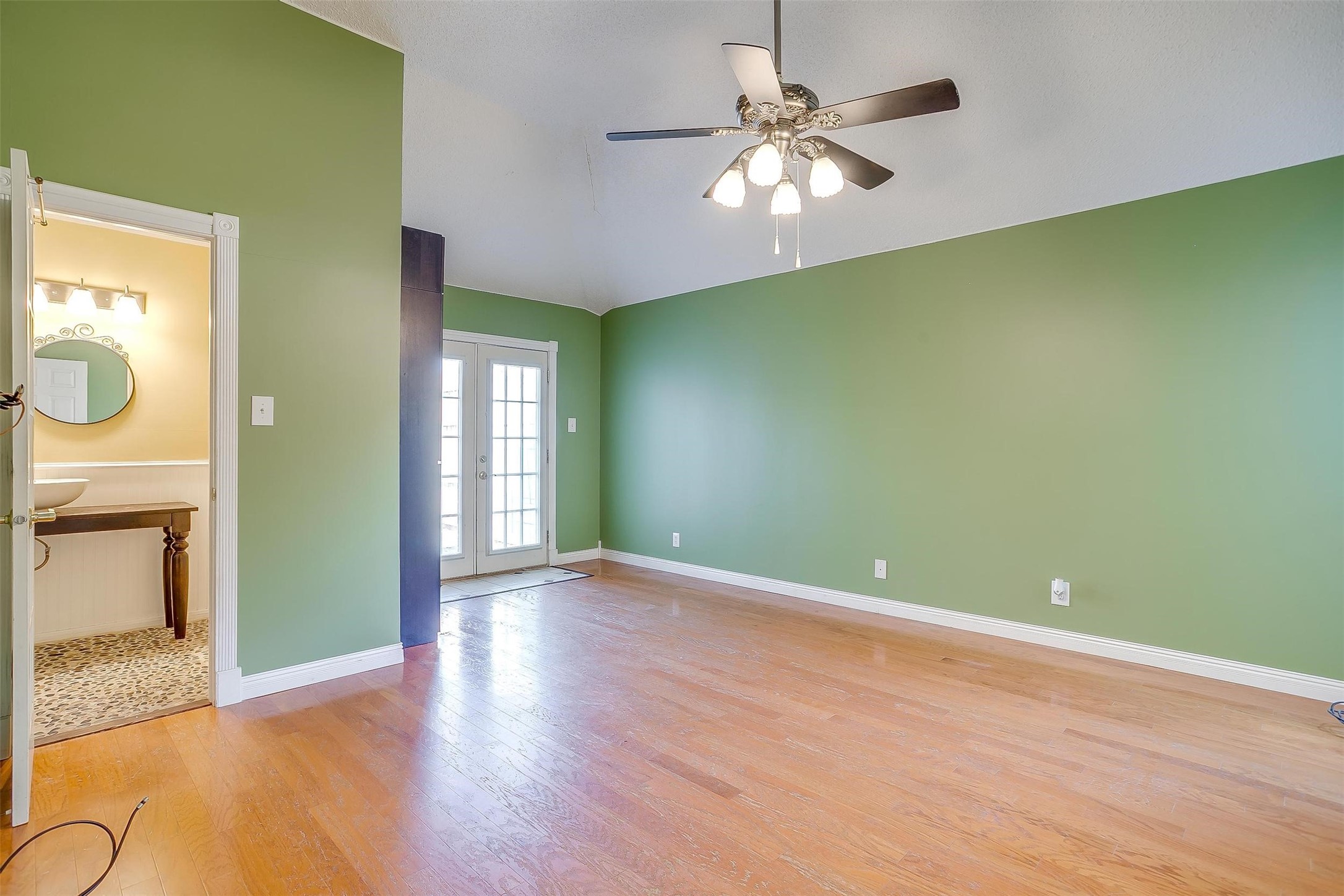 802 Greenridge Drive