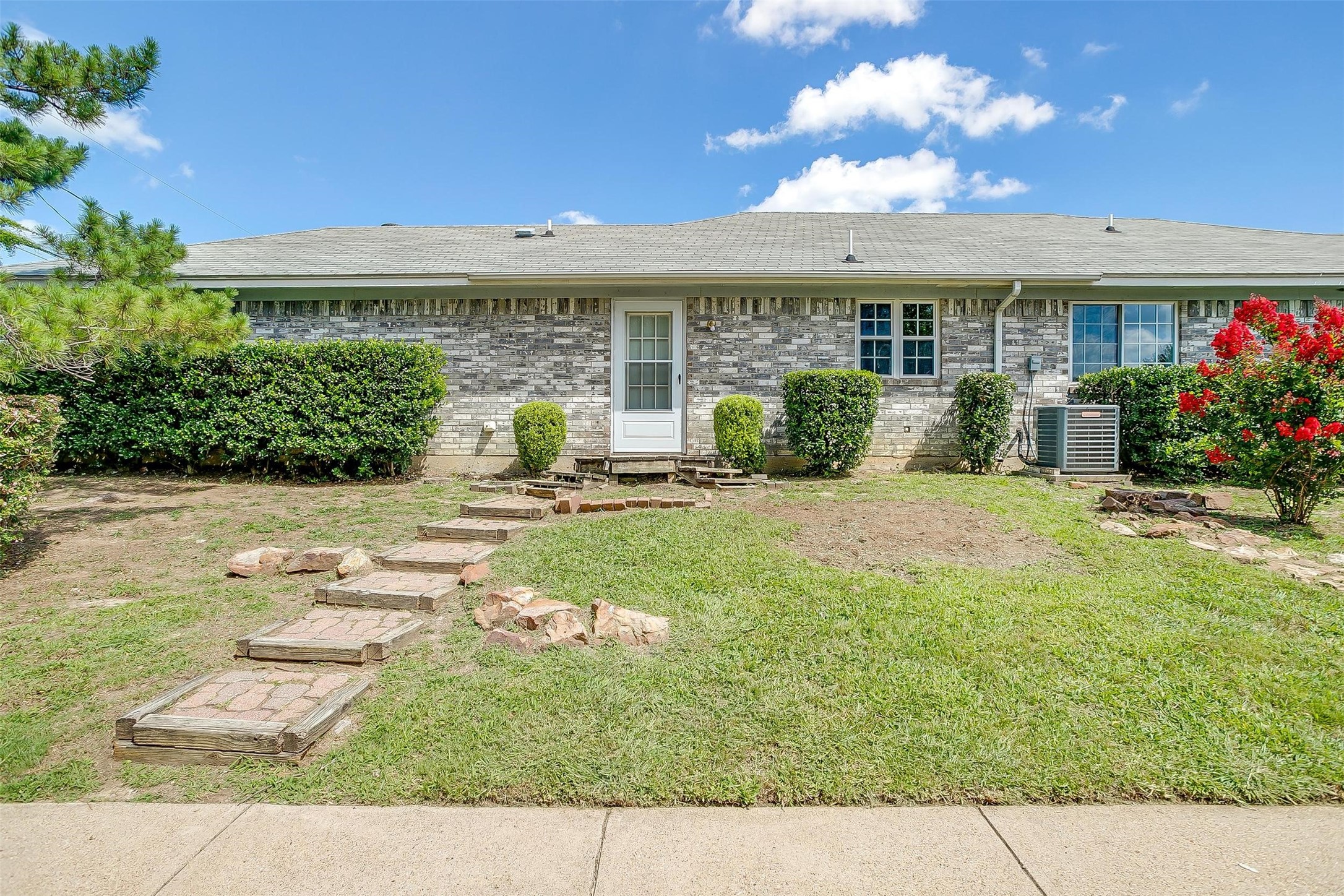 802 Greenridge Drive