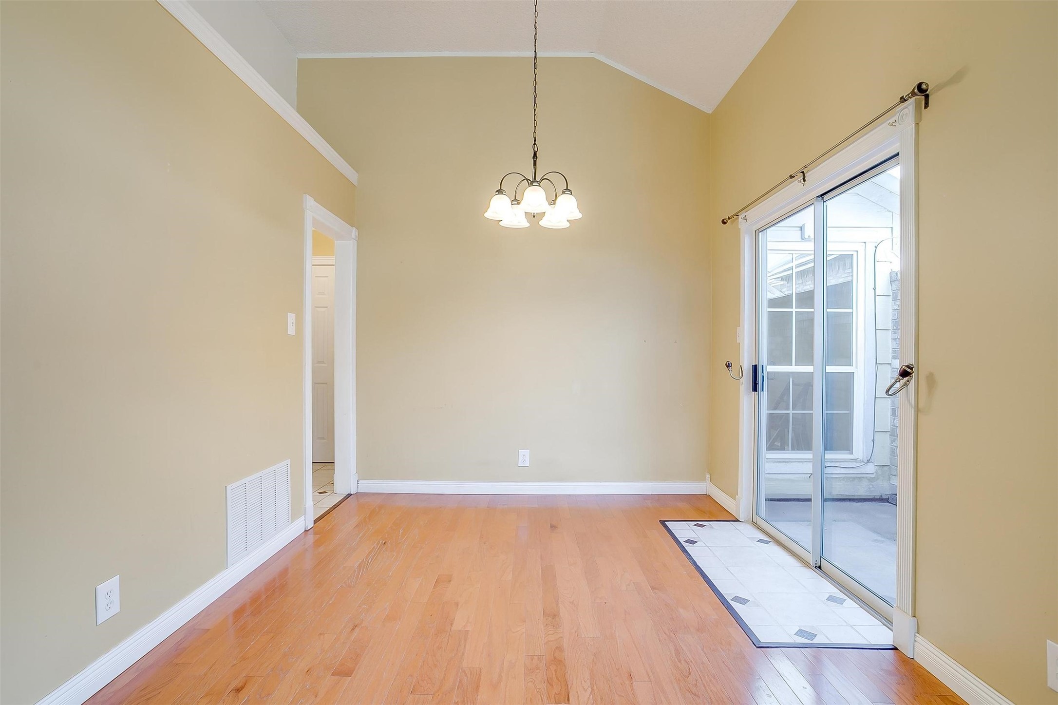 802 Greenridge Drive