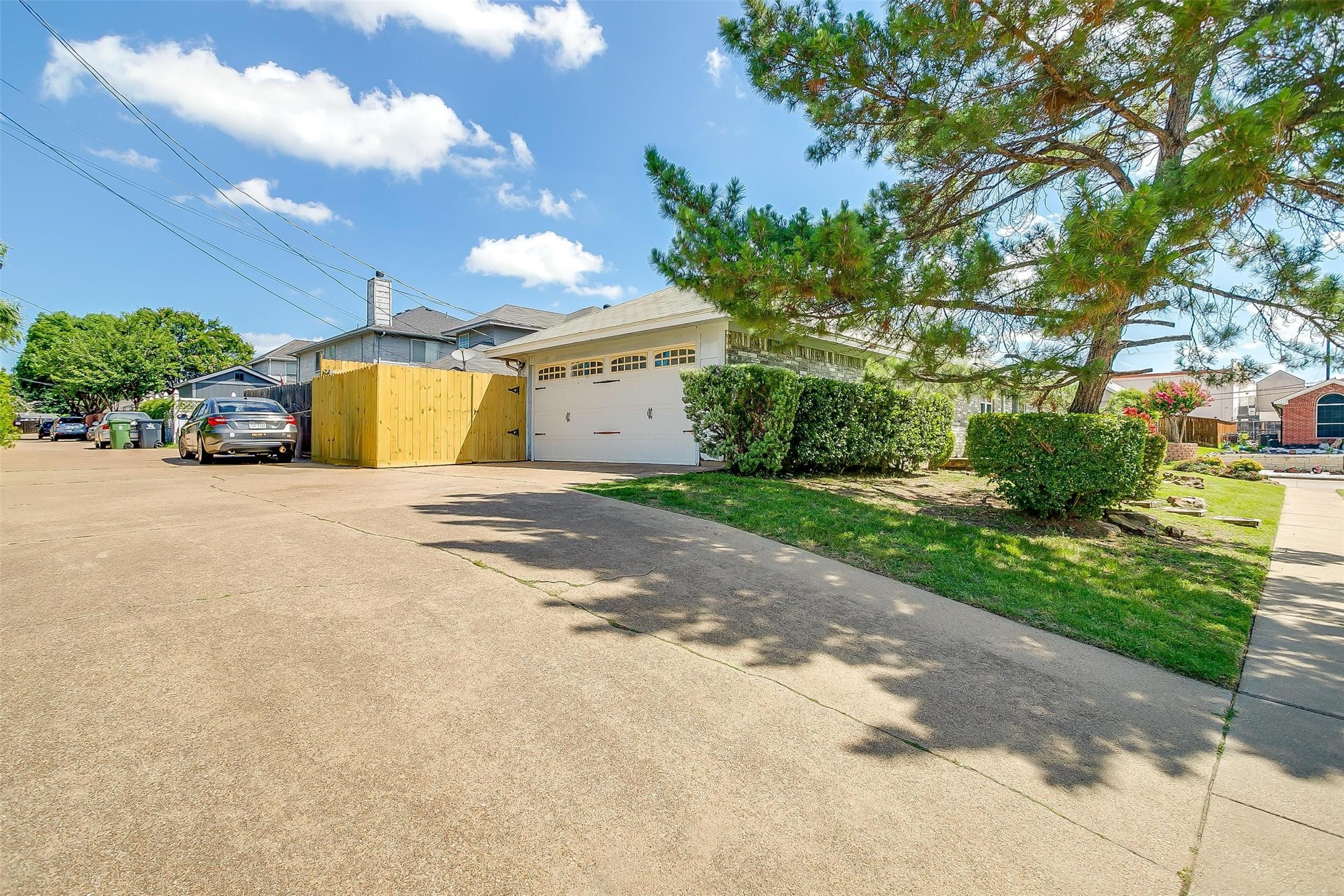 802 Greenridge Drive