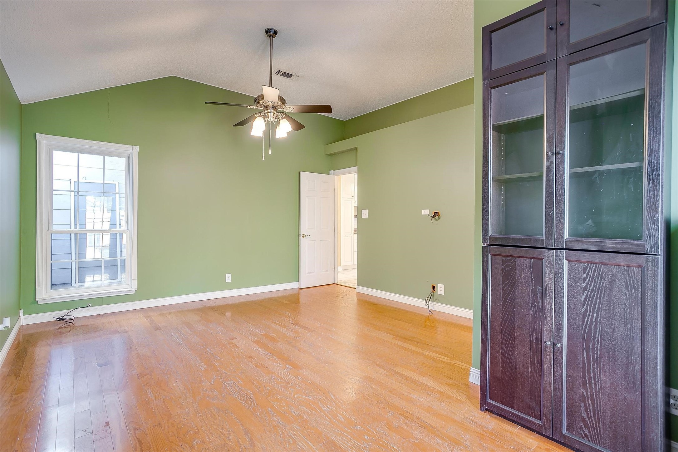802 Greenridge Drive