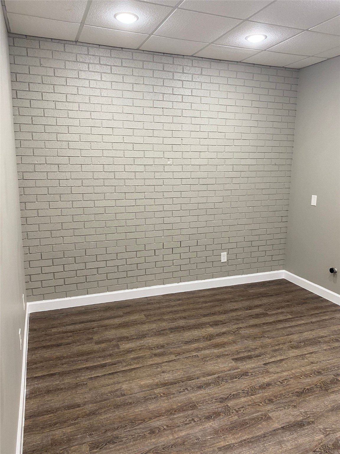 1116 W Randol Mill Road
