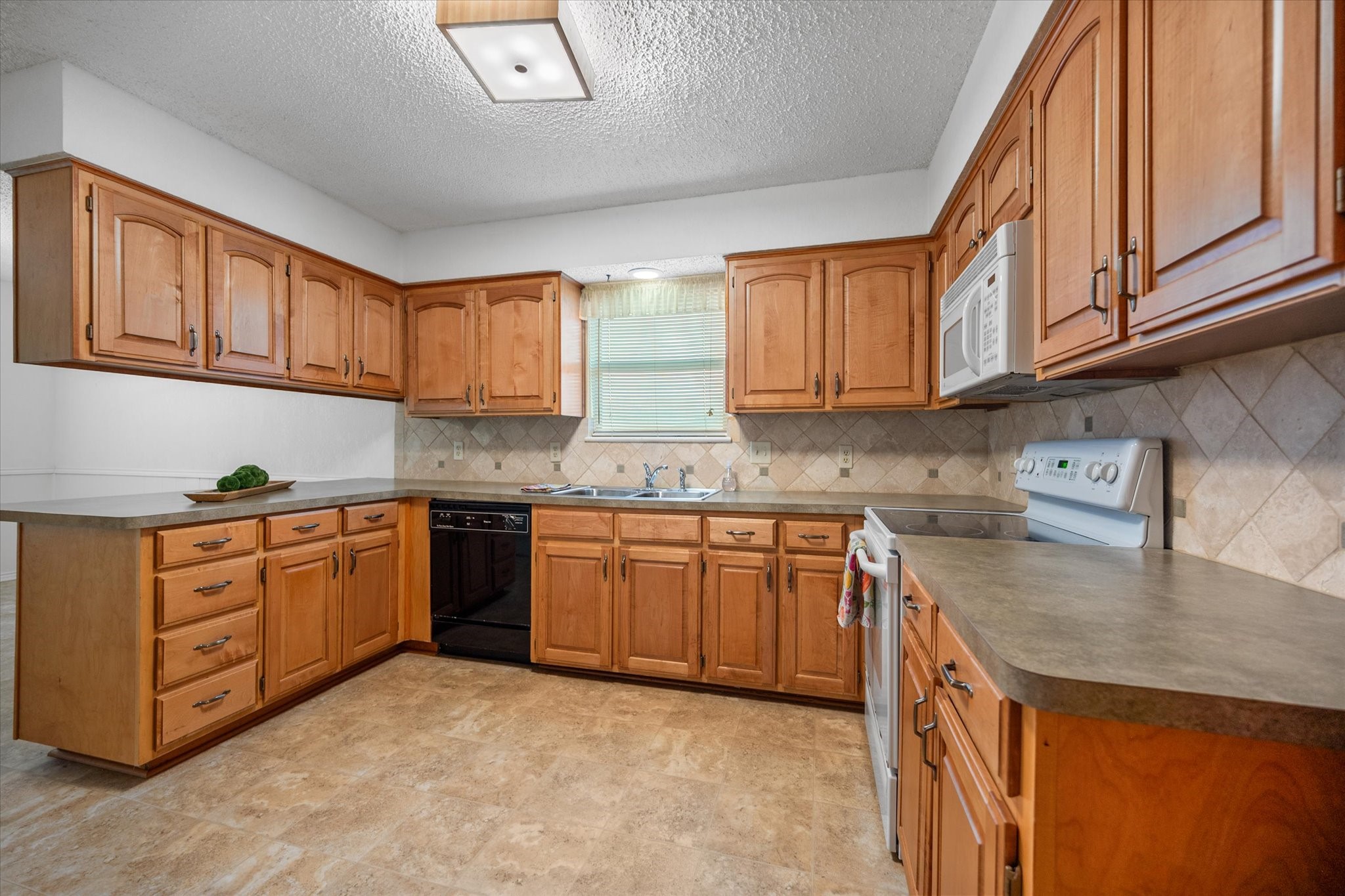 4607 Steeplewood Trail