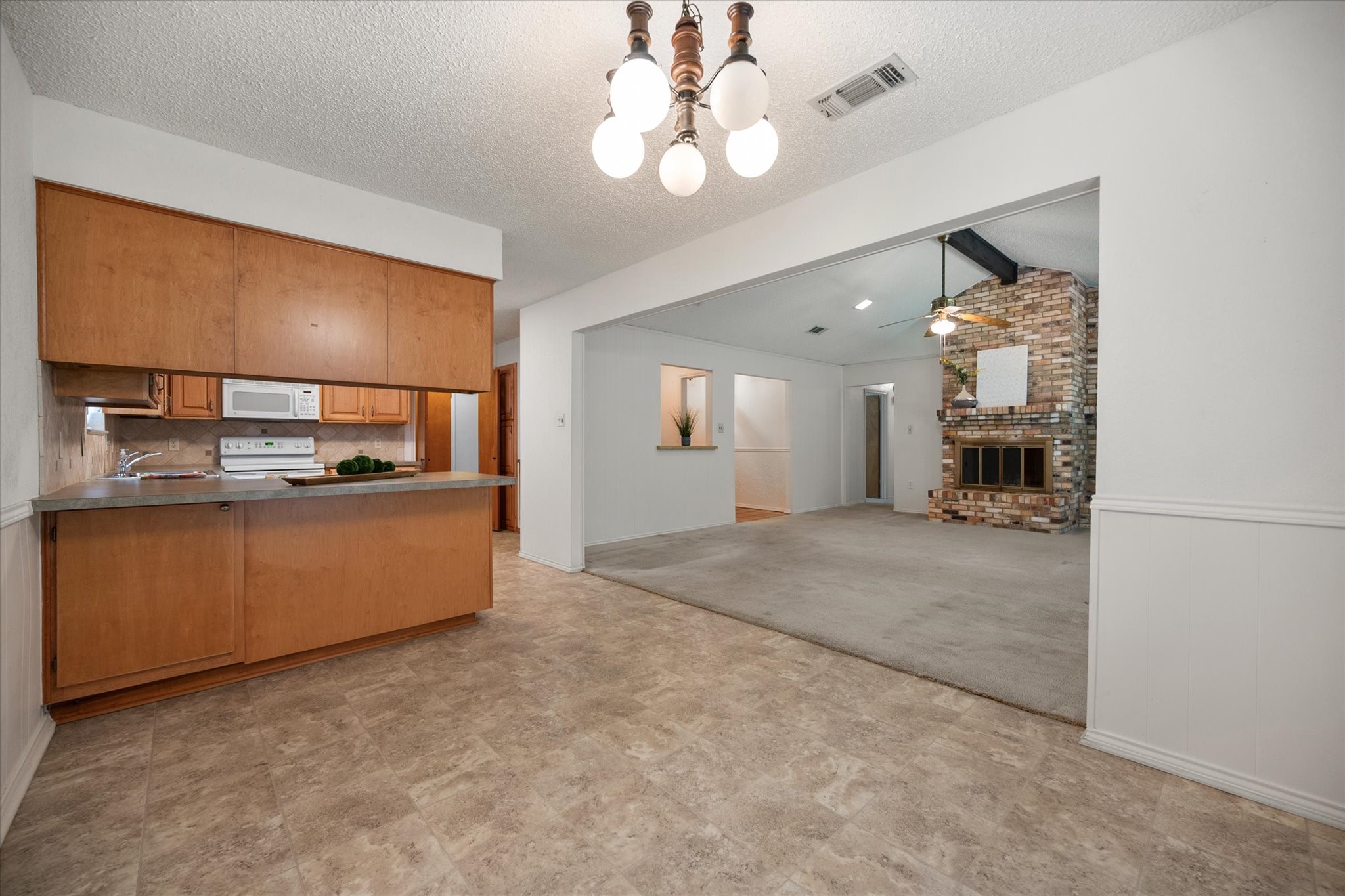 4607 Steeplewood Trail