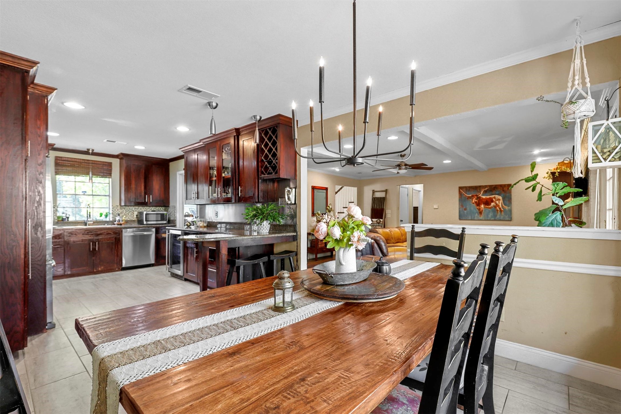 1509 Ems Road W