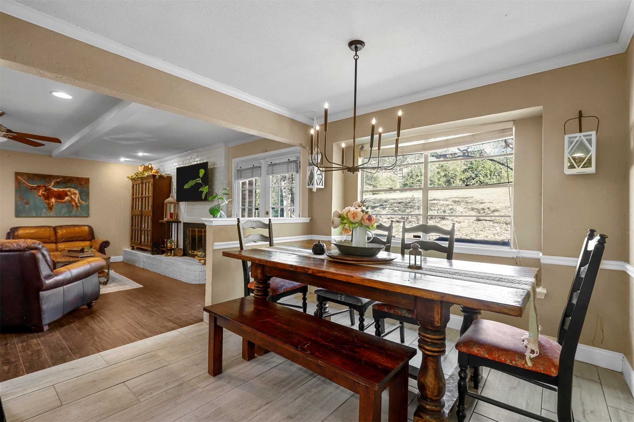 1509 Ems Road W