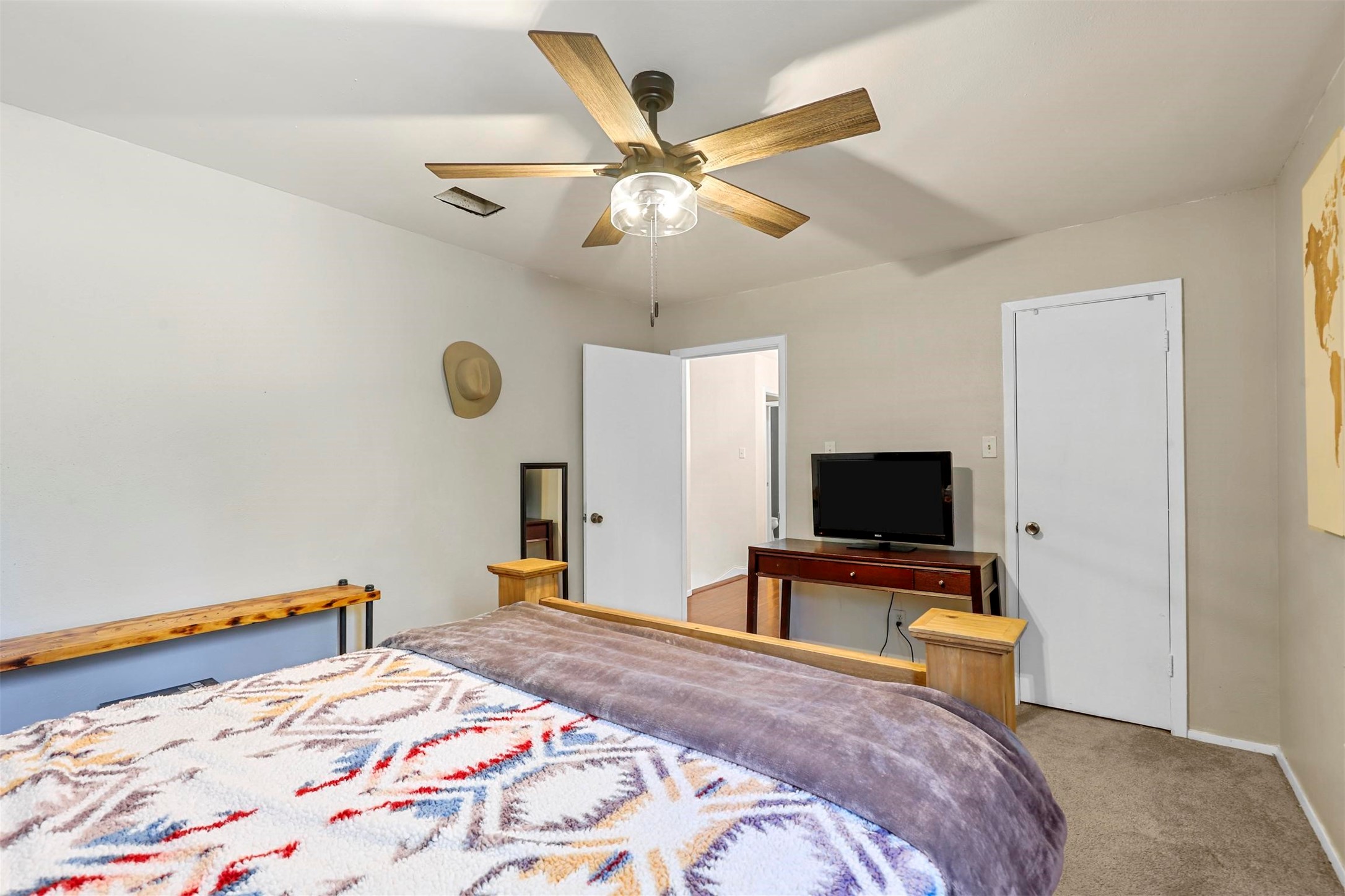 1509 Ems Road W
