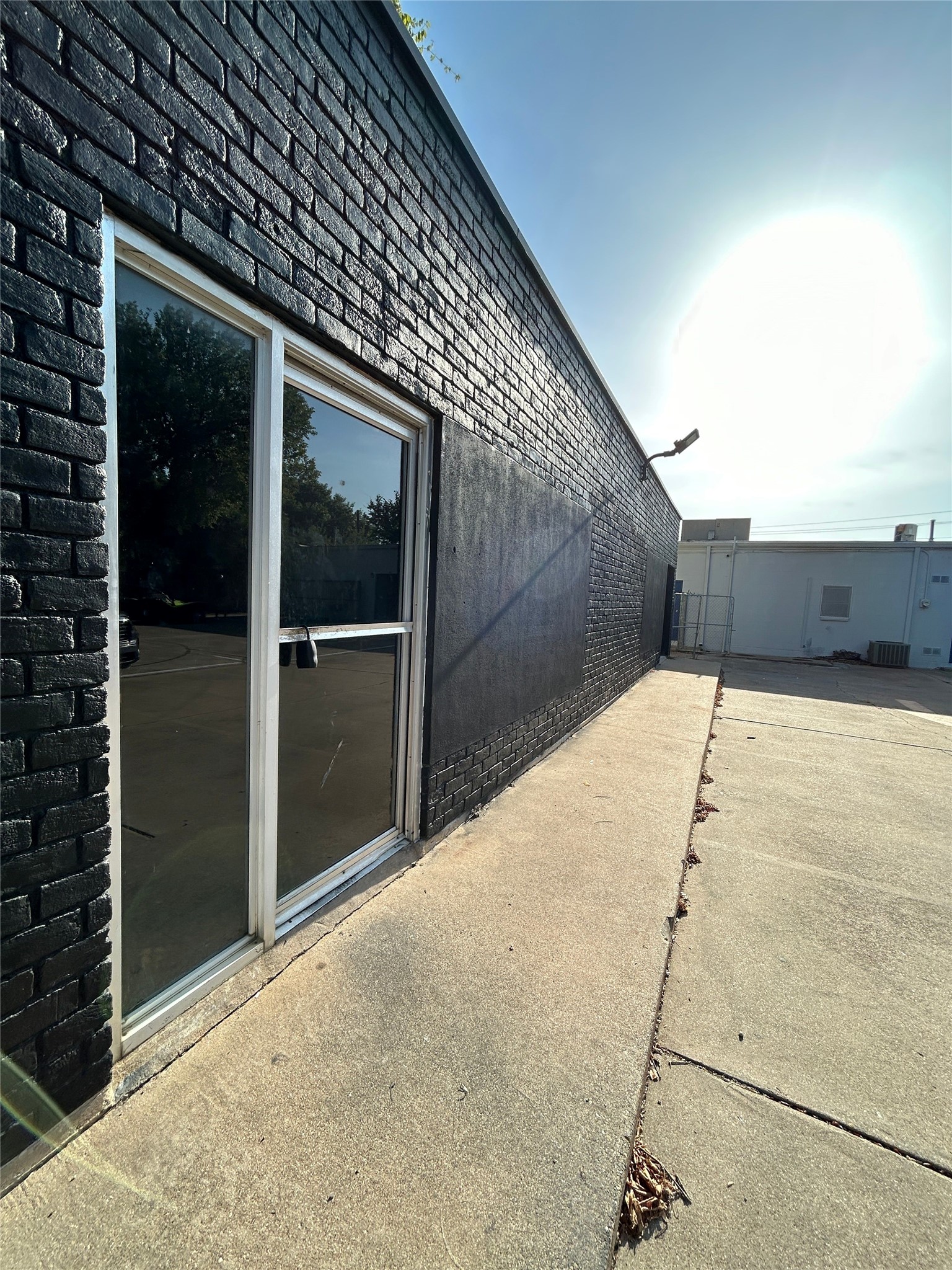 306 S Bowen Road