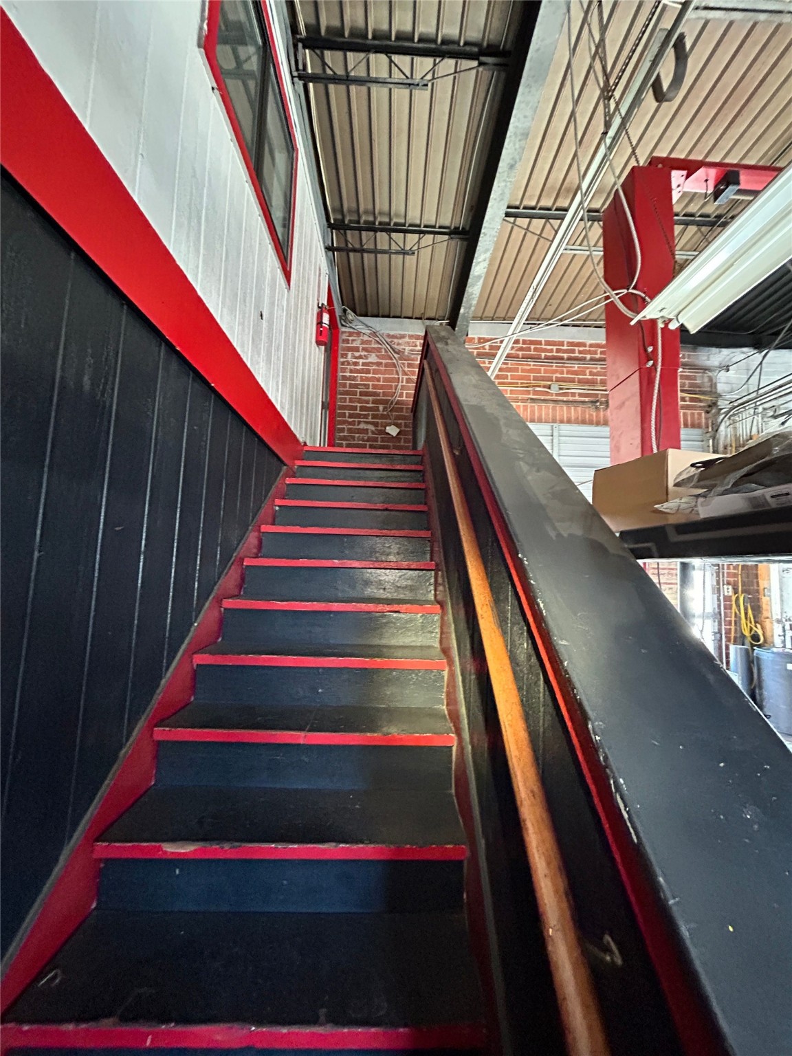 5782 W Pleasant Ridge