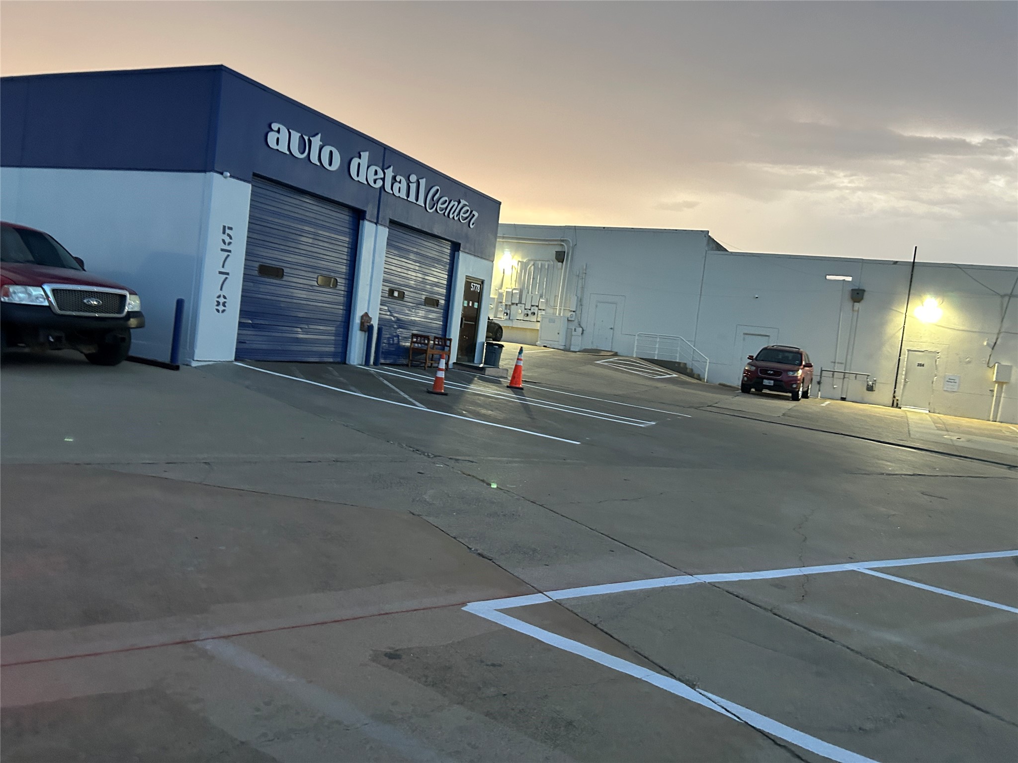 5782 W Pleasant Ridge