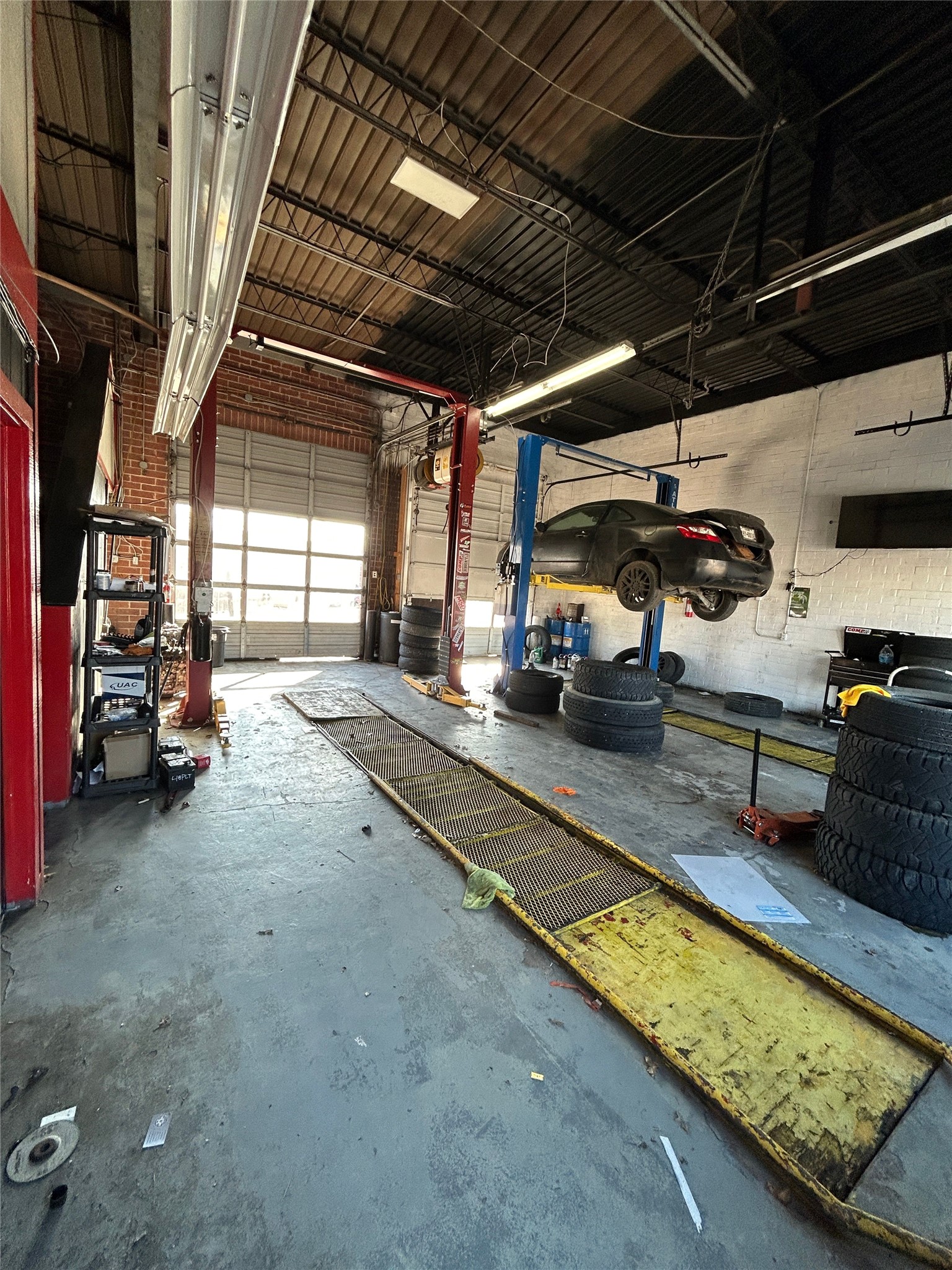 5782 W Pleasant Ridge