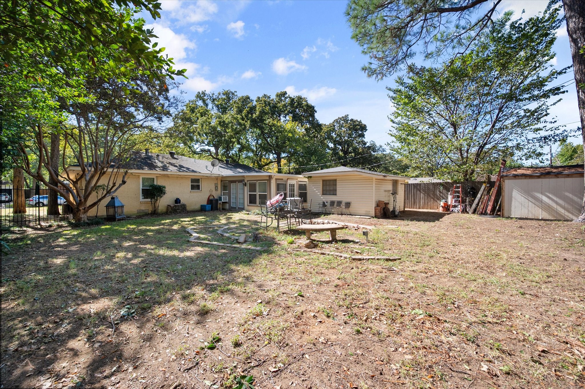 1407 Bluebonnet Trail