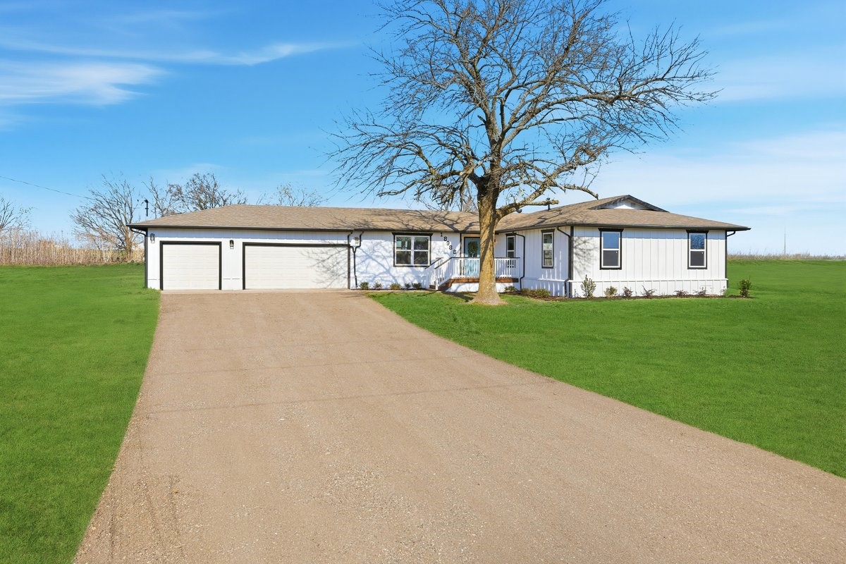 18988 Horseshoe Drive