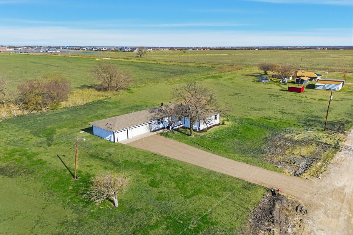 18988 Horseshoe Drive