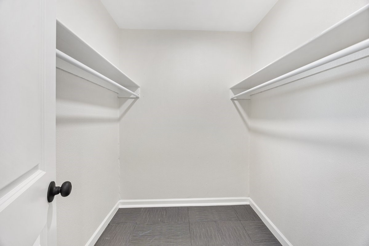 18988 Horseshoe Drive