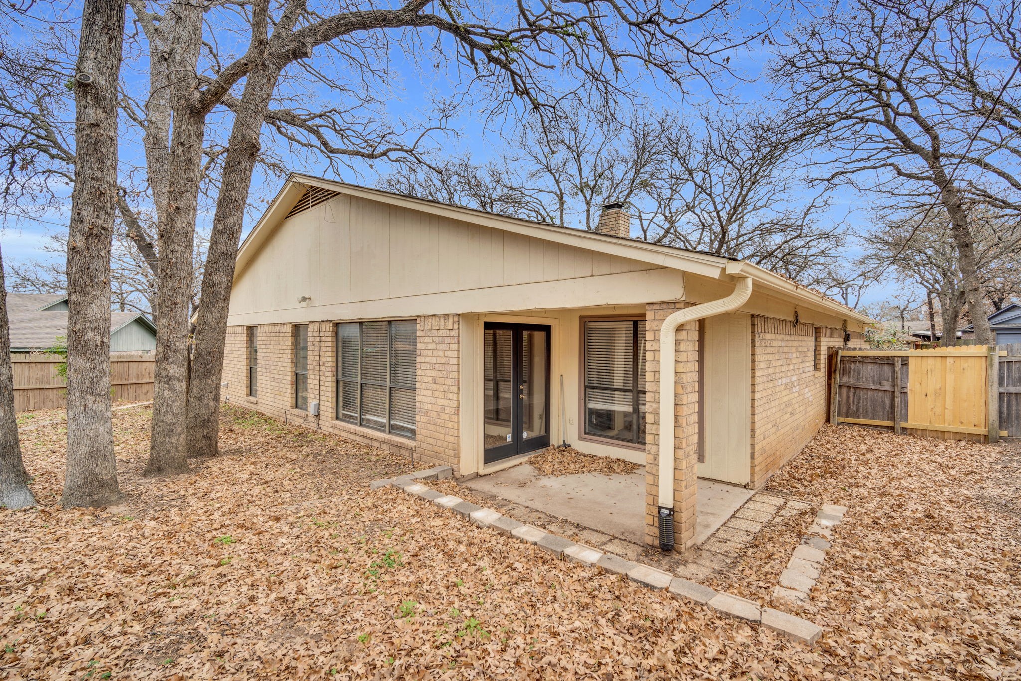 4515 Indian Oaks Trail