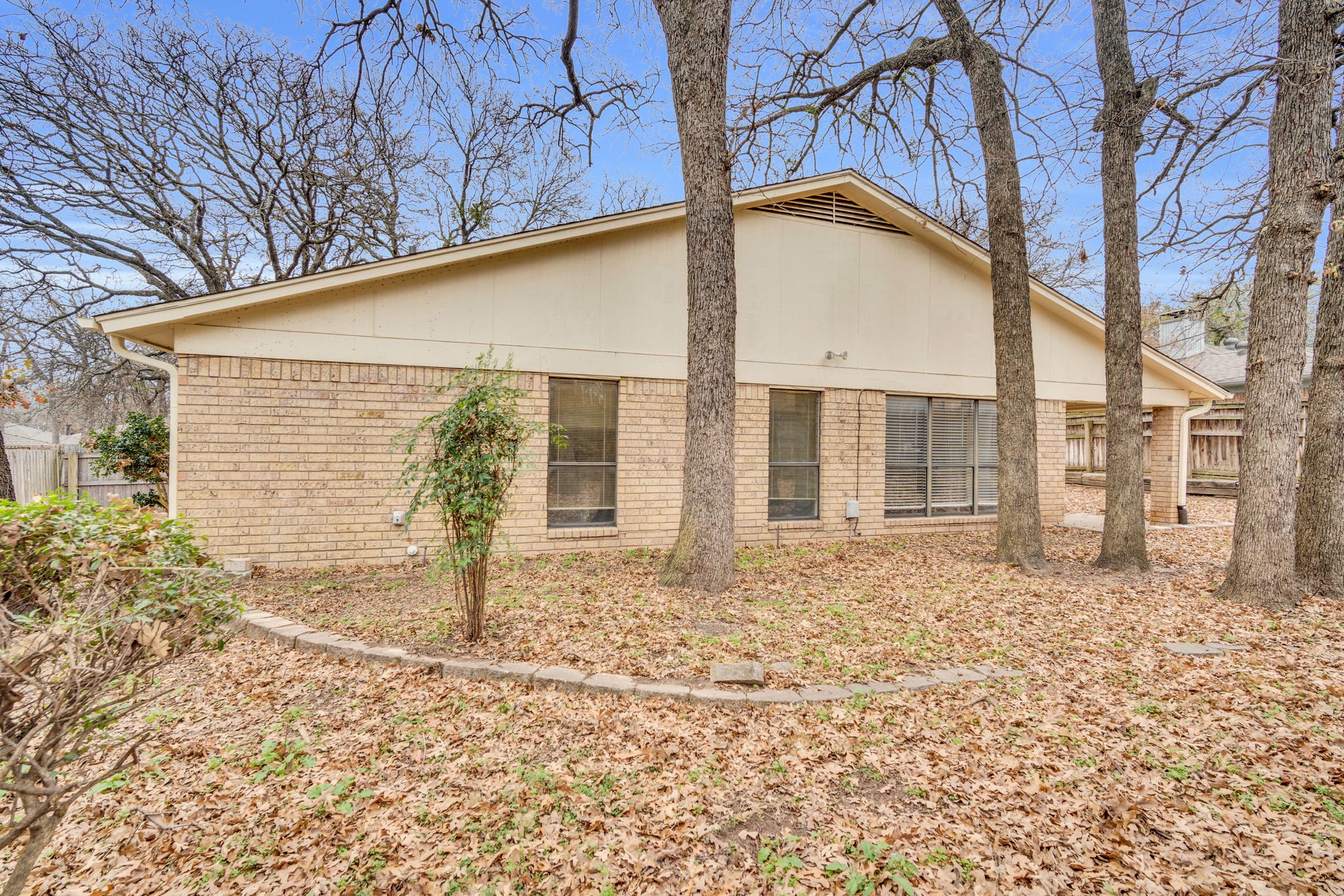 4515 Indian Oaks Trail