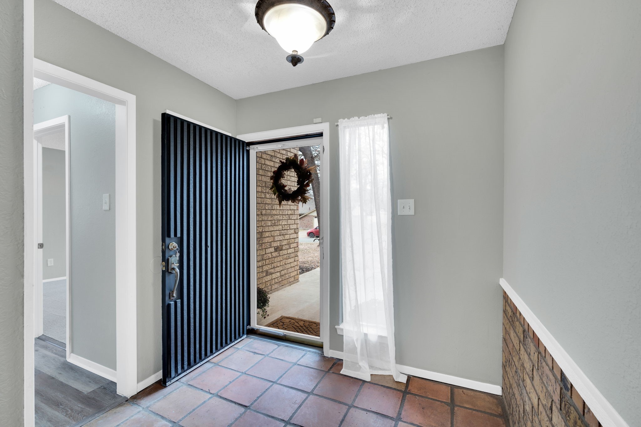 4515 Indian Oaks Trail