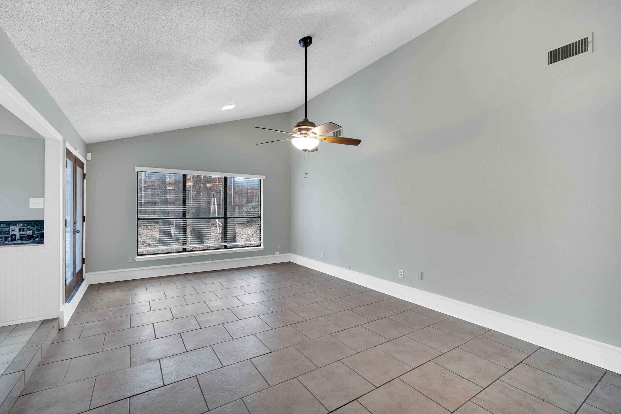 4515 Indian Oaks Trail