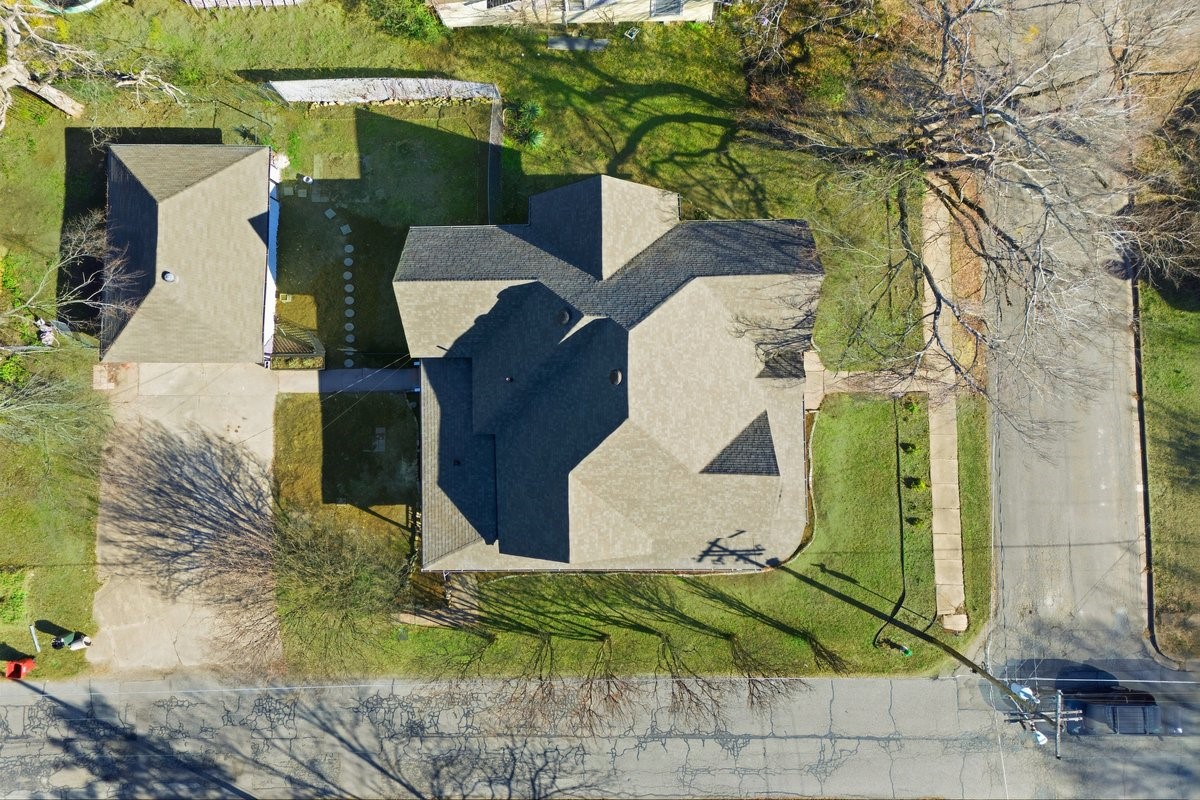 520 W 9th Street