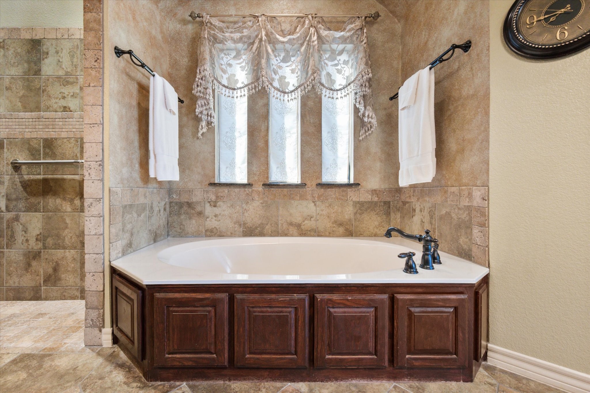 1211 Northglen Court