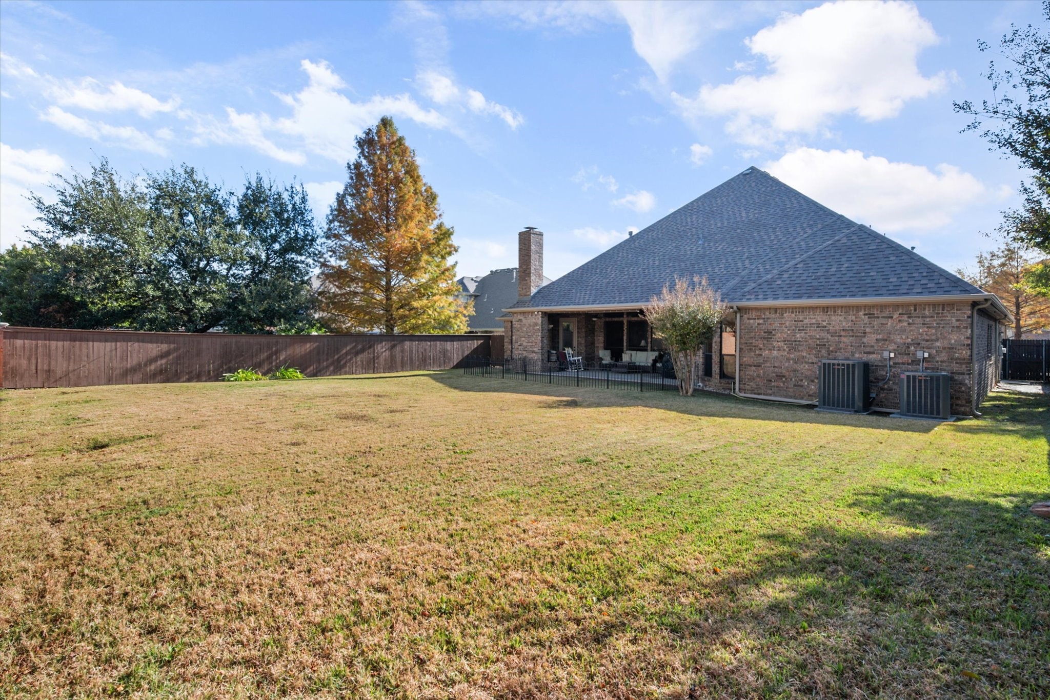 1211 Northglen Court