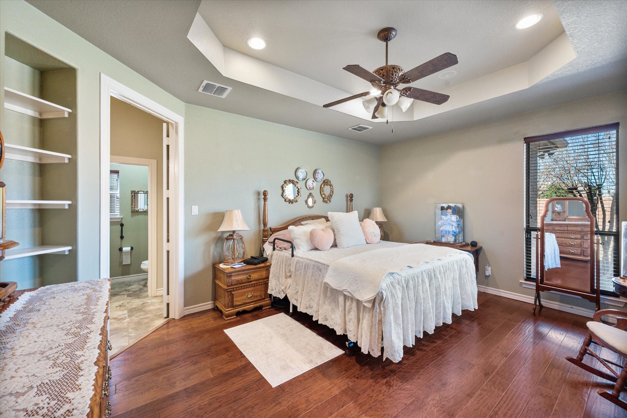 1211 Northglen Court