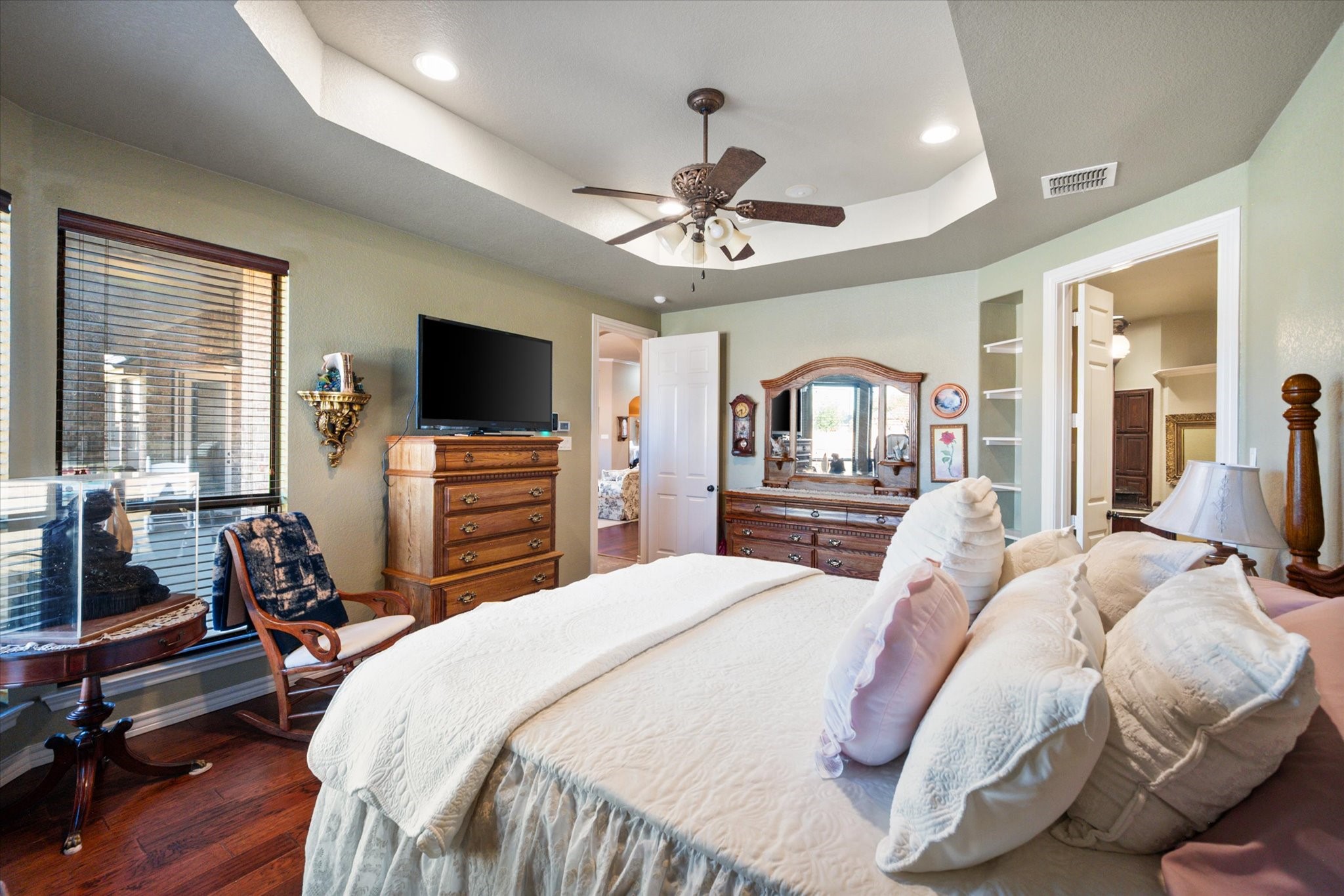 1211 Northglen Court