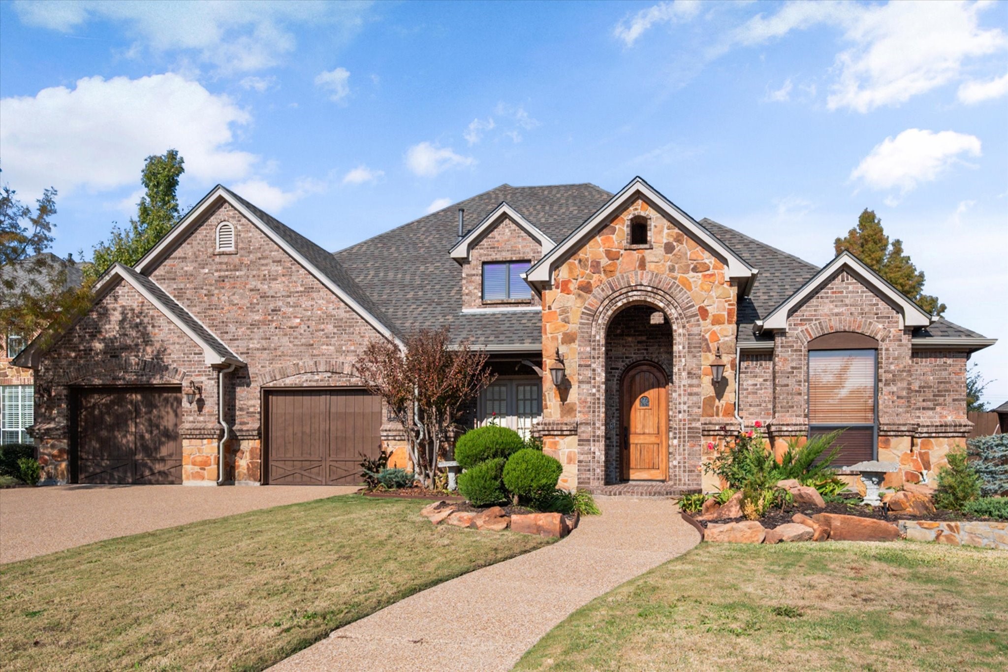 1211 Northglen Court