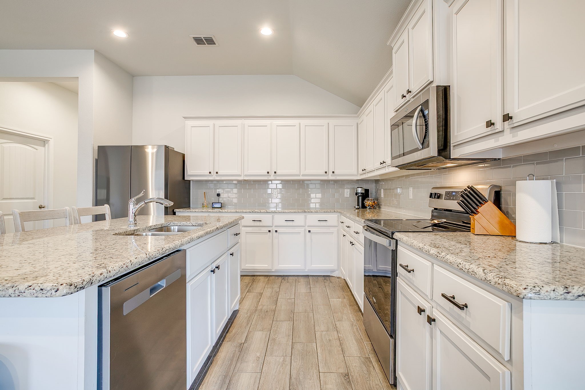 5828 Utopia Drive