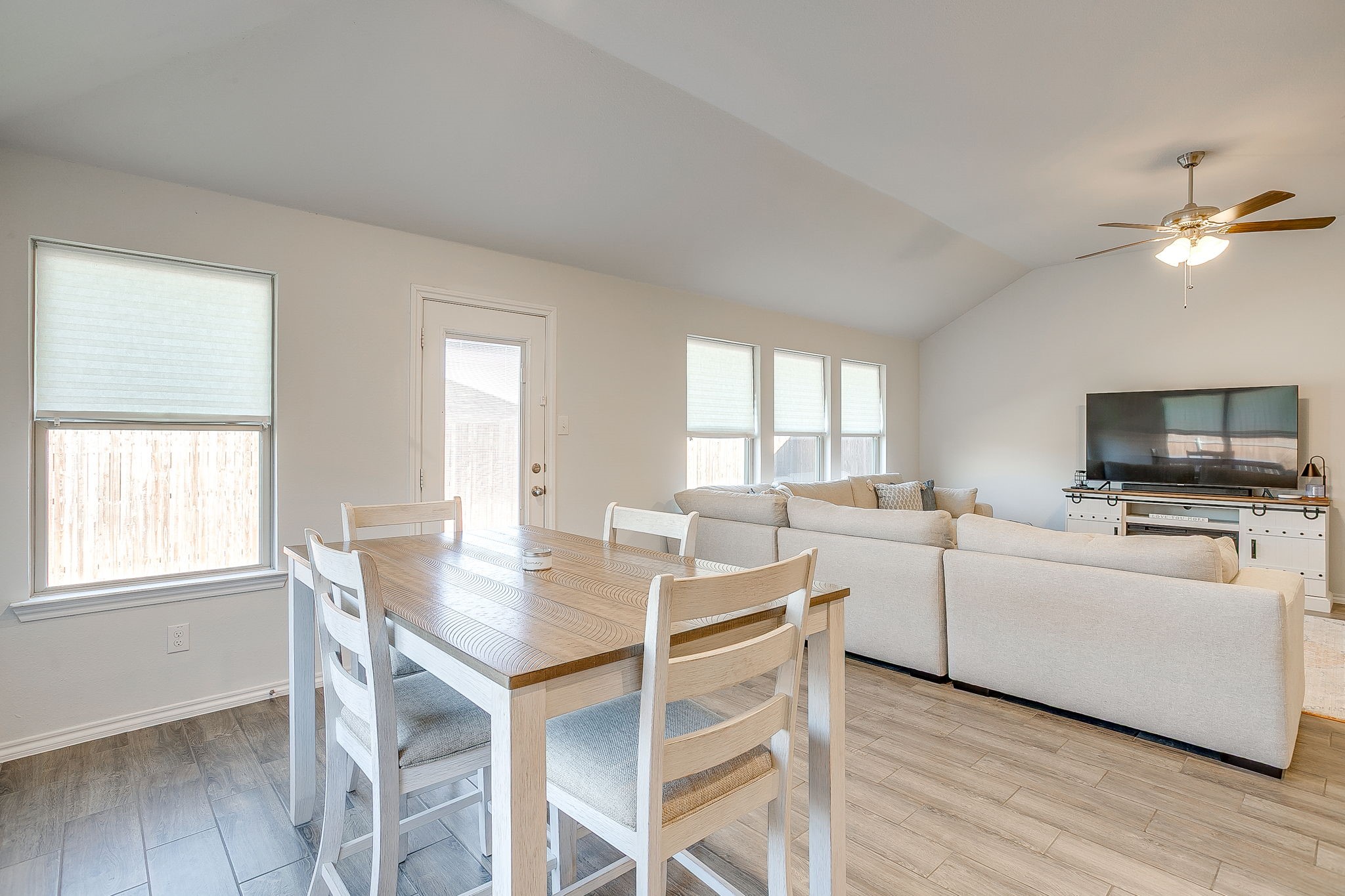 5828 Utopia Drive